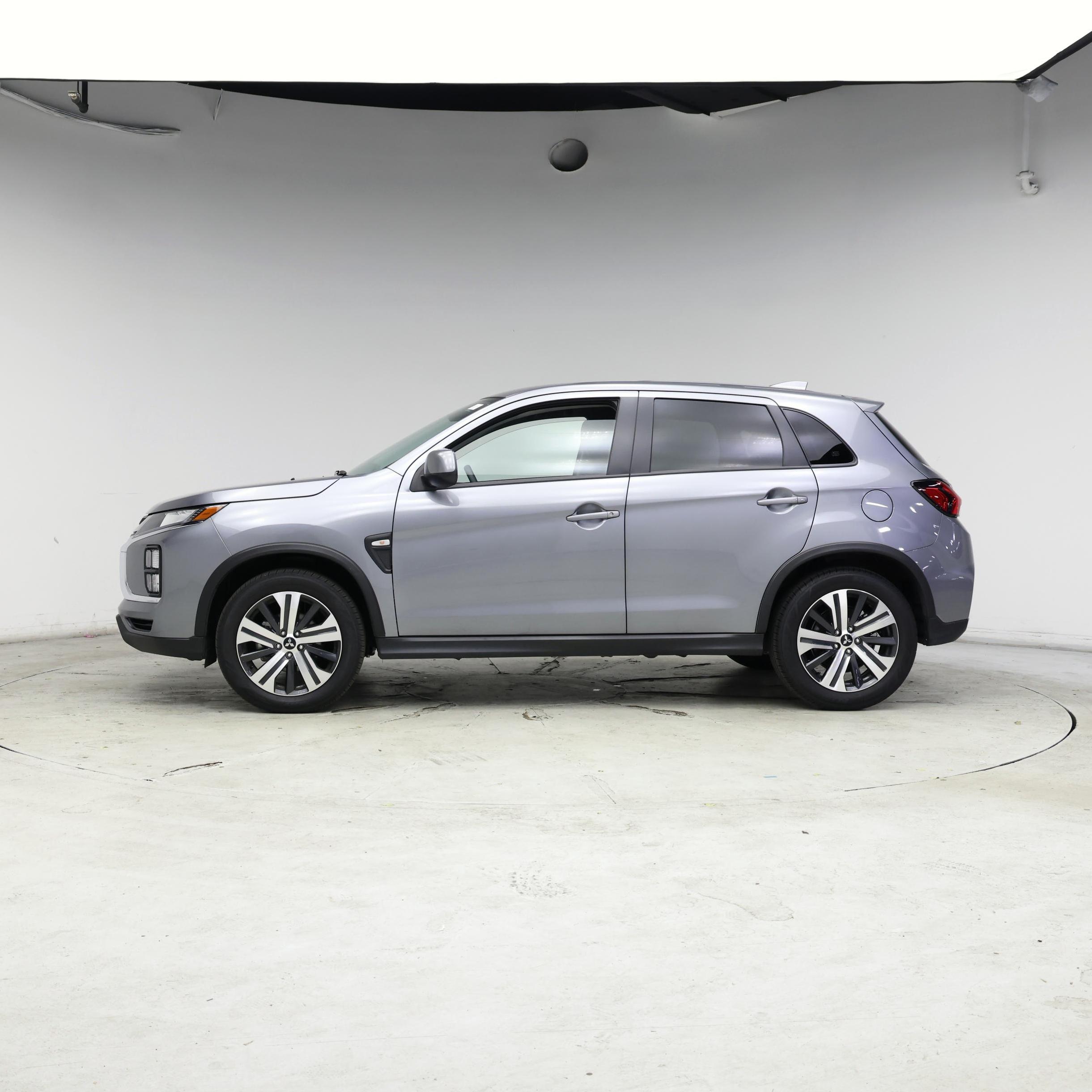 Thumbnail: 2025 Mitsubishi Outlander Sport - 3