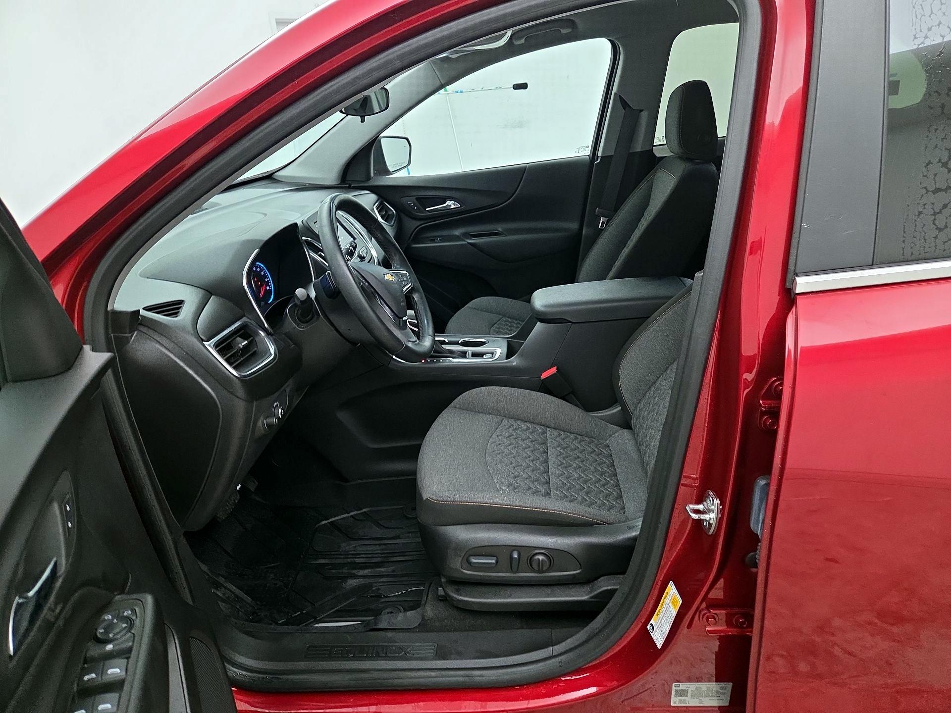 Thumbnail: 2023 Chevrolet Equinox - 11