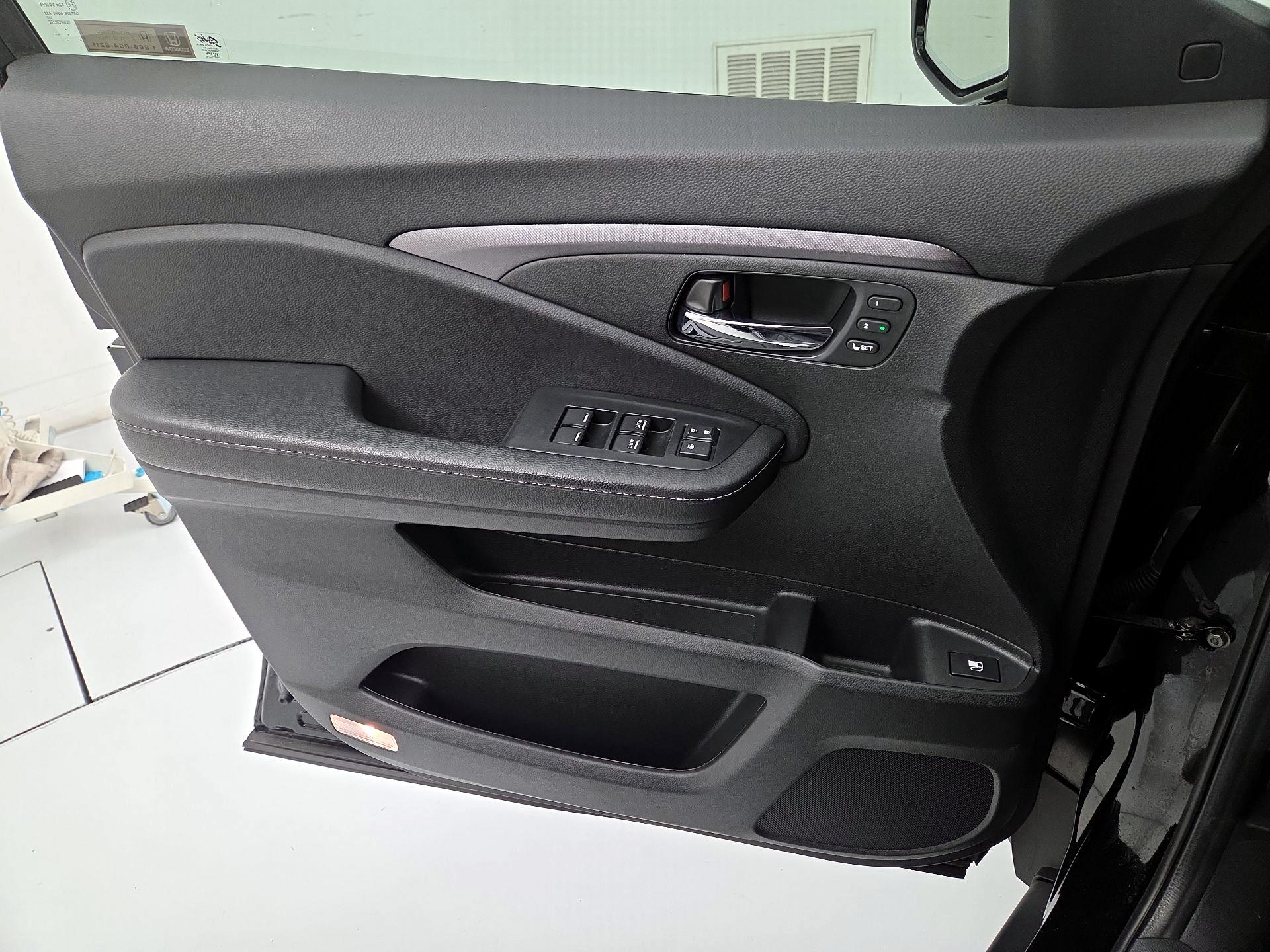 Thumbnail: 2023 Honda Ridgeline - 12