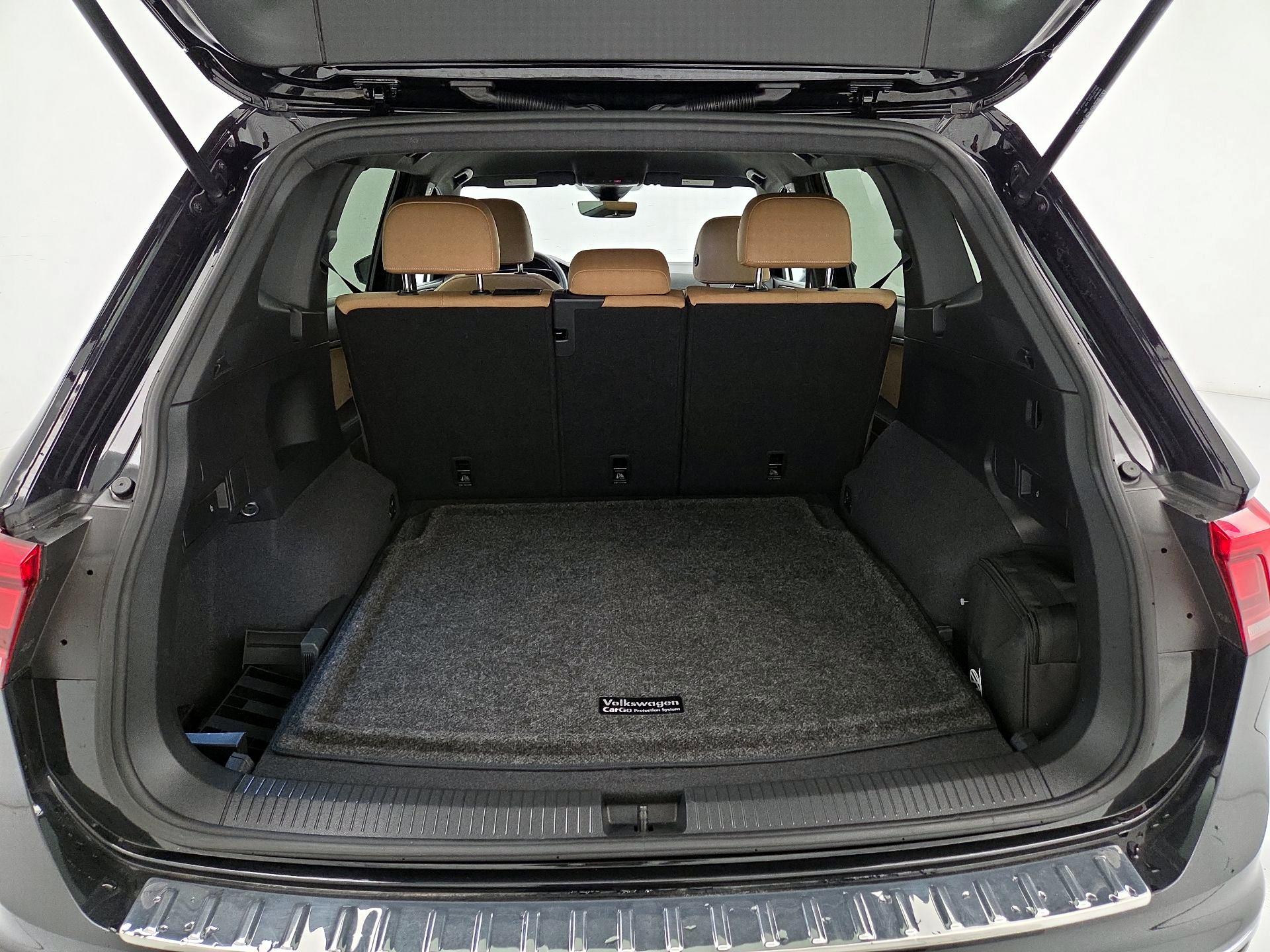 Thumbnail: 2022 Volkswagen Tiguan - 20