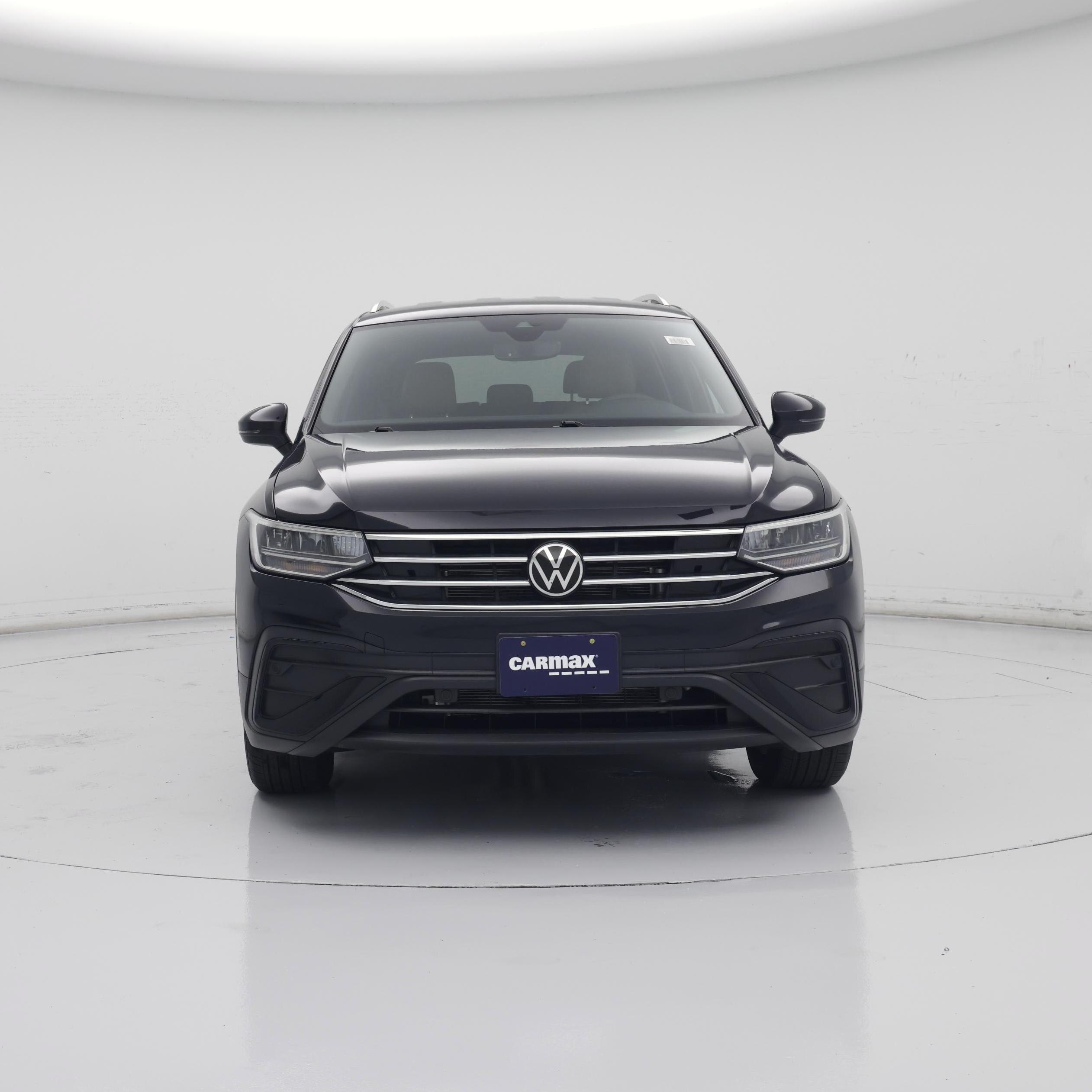 Thumbnail: 2022 Volkswagen Tiguan - 5