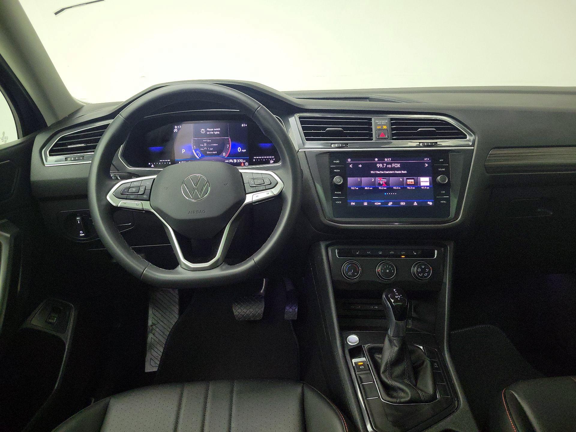 Thumbnail: 2024 Volkswagen Tiguan - 10