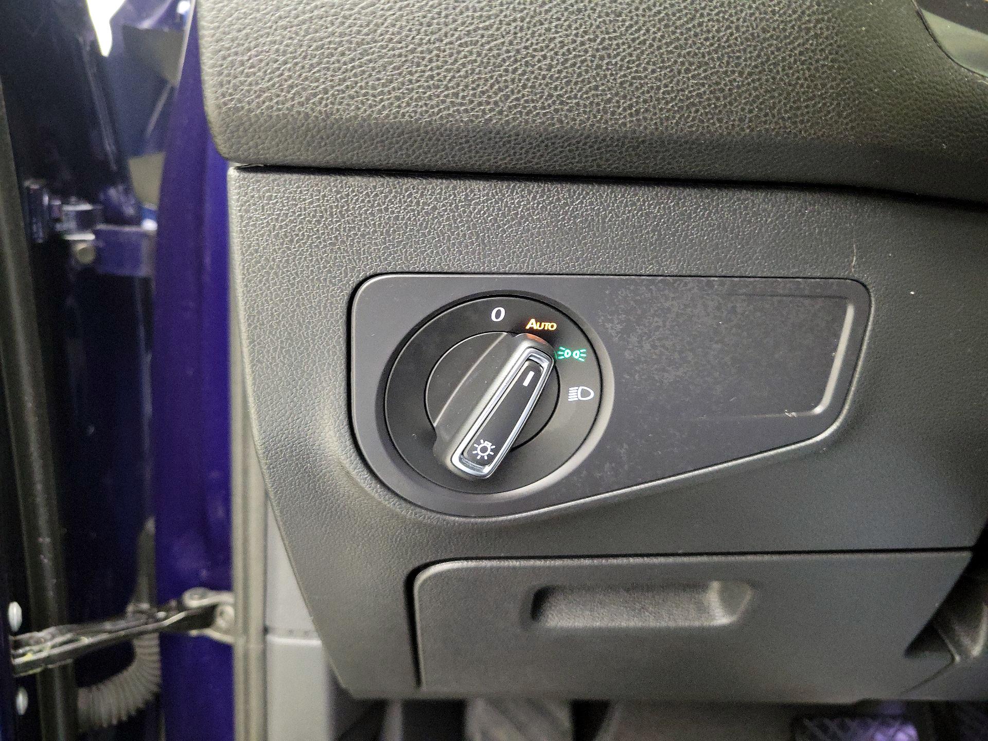 Thumbnail: 2024 Volkswagen Tiguan - 13