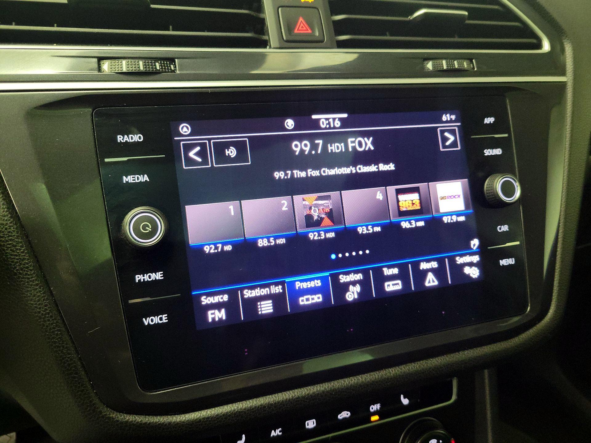 Thumbnail: 2024 Volkswagen Tiguan - 15