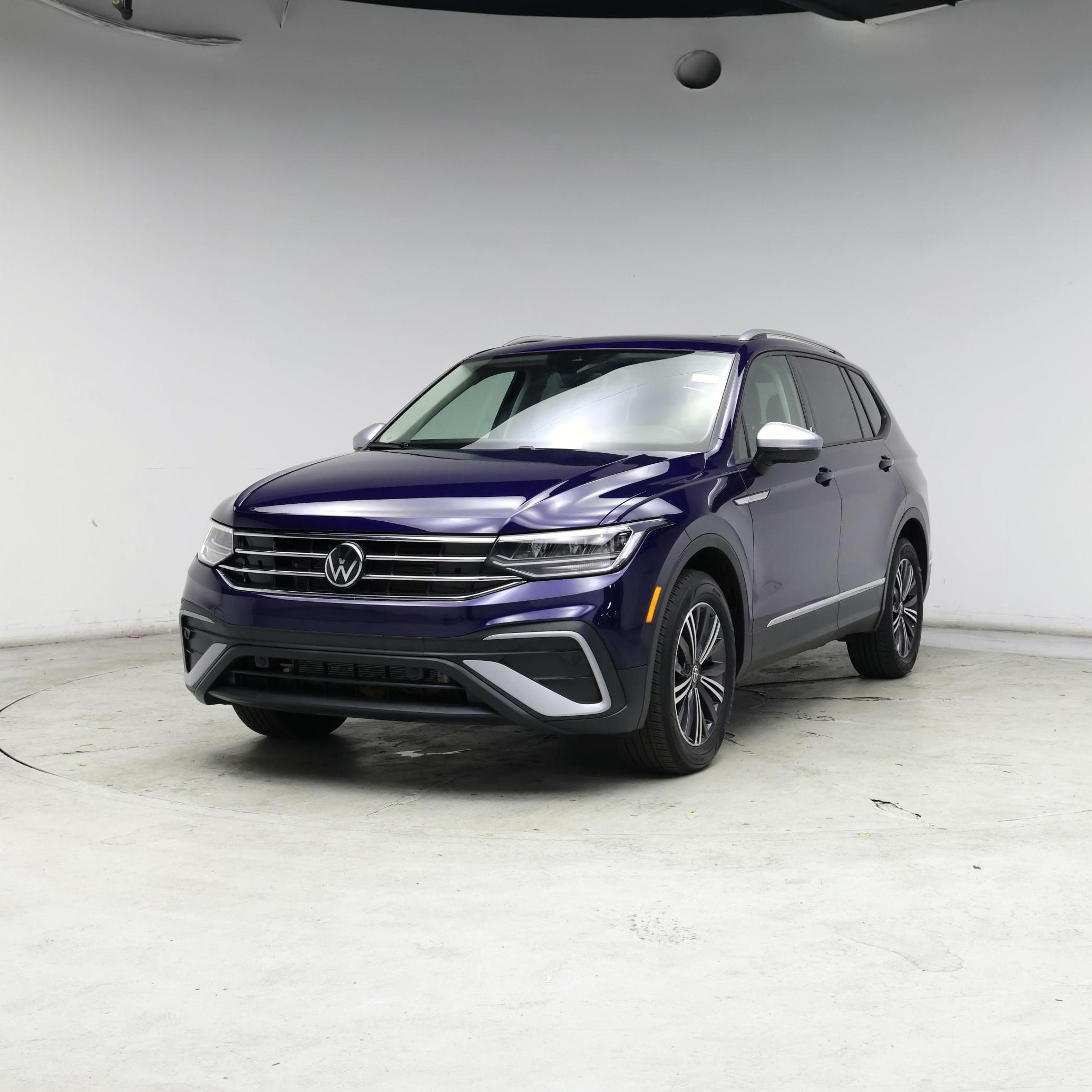 Thumbnail: 2024 Volkswagen Tiguan - 4