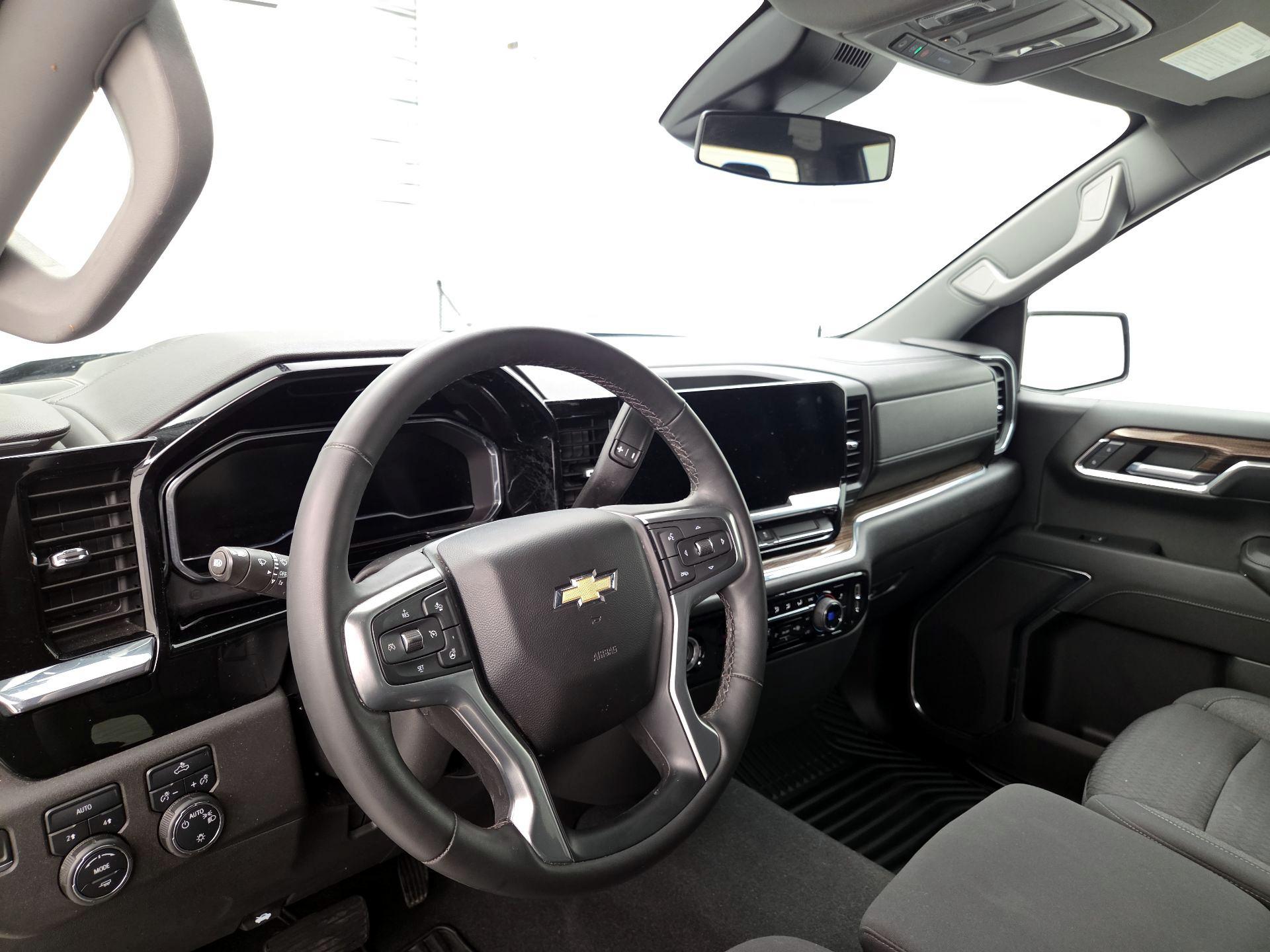 Thumbnail: 2023 Chevrolet Silverado 1500 - 9