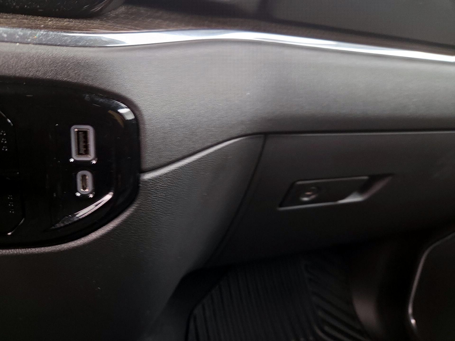 Thumbnail: 2023 Chevrolet Silverado 1500 - 19