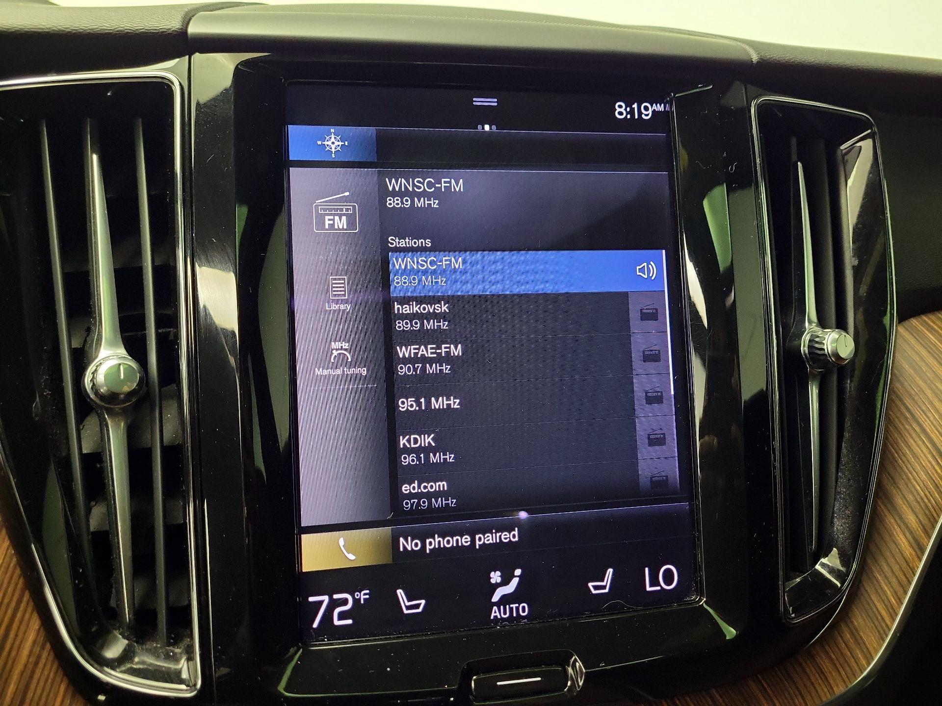 Thumbnail: 2021 Volvo XC60 - 14