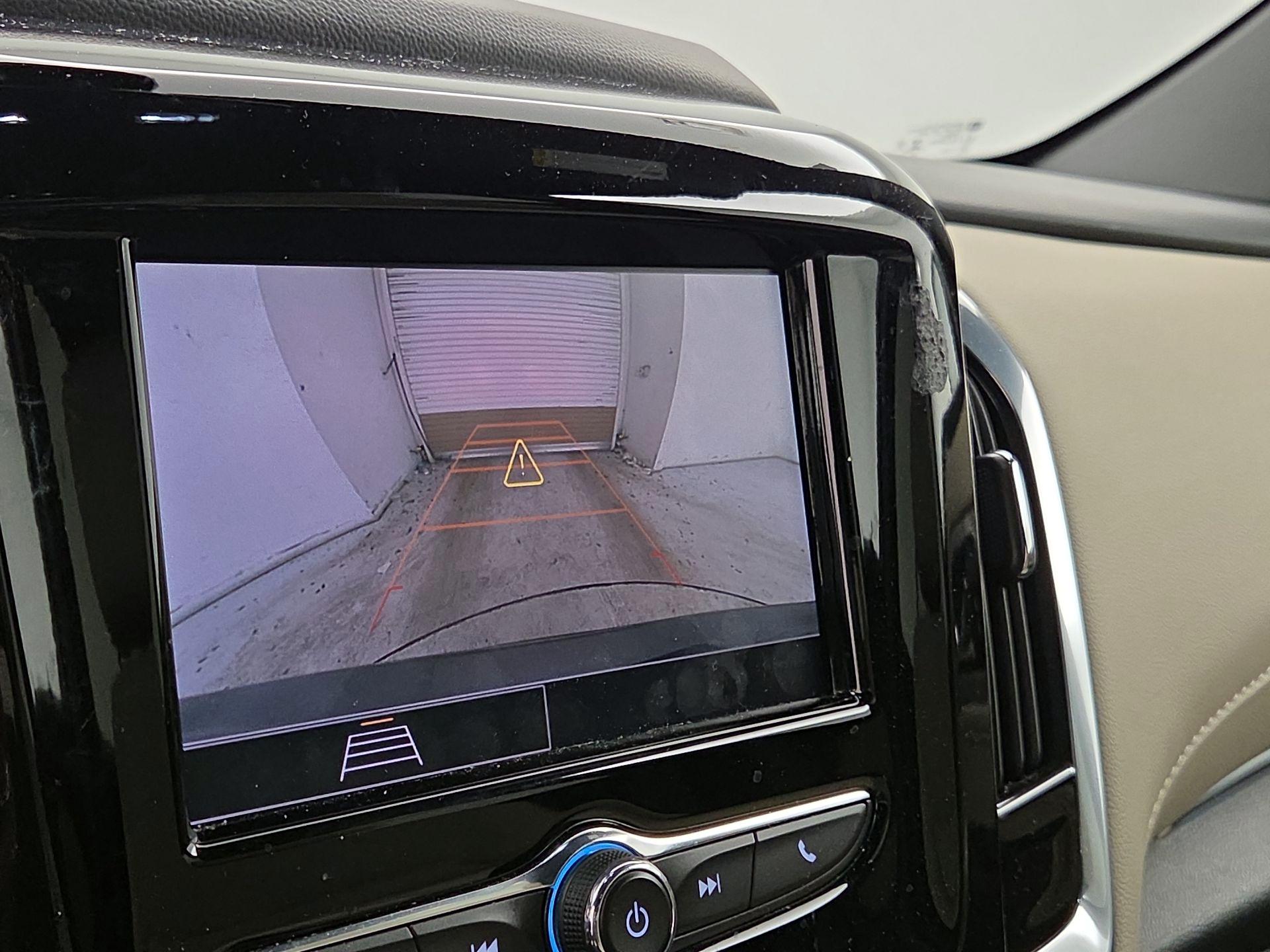 Thumbnail: 2023 Chevrolet Traverse - 14