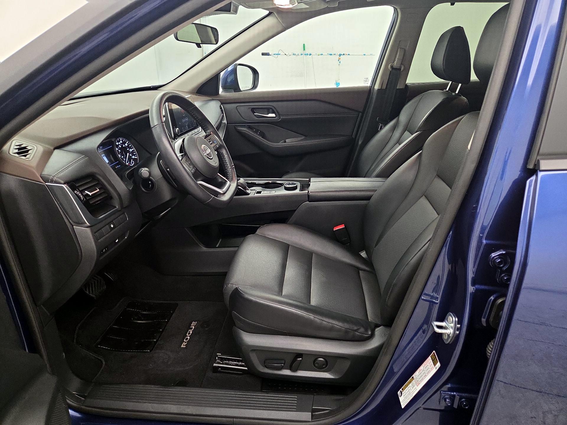 Thumbnail: 2022 Nissan Rogue - 11