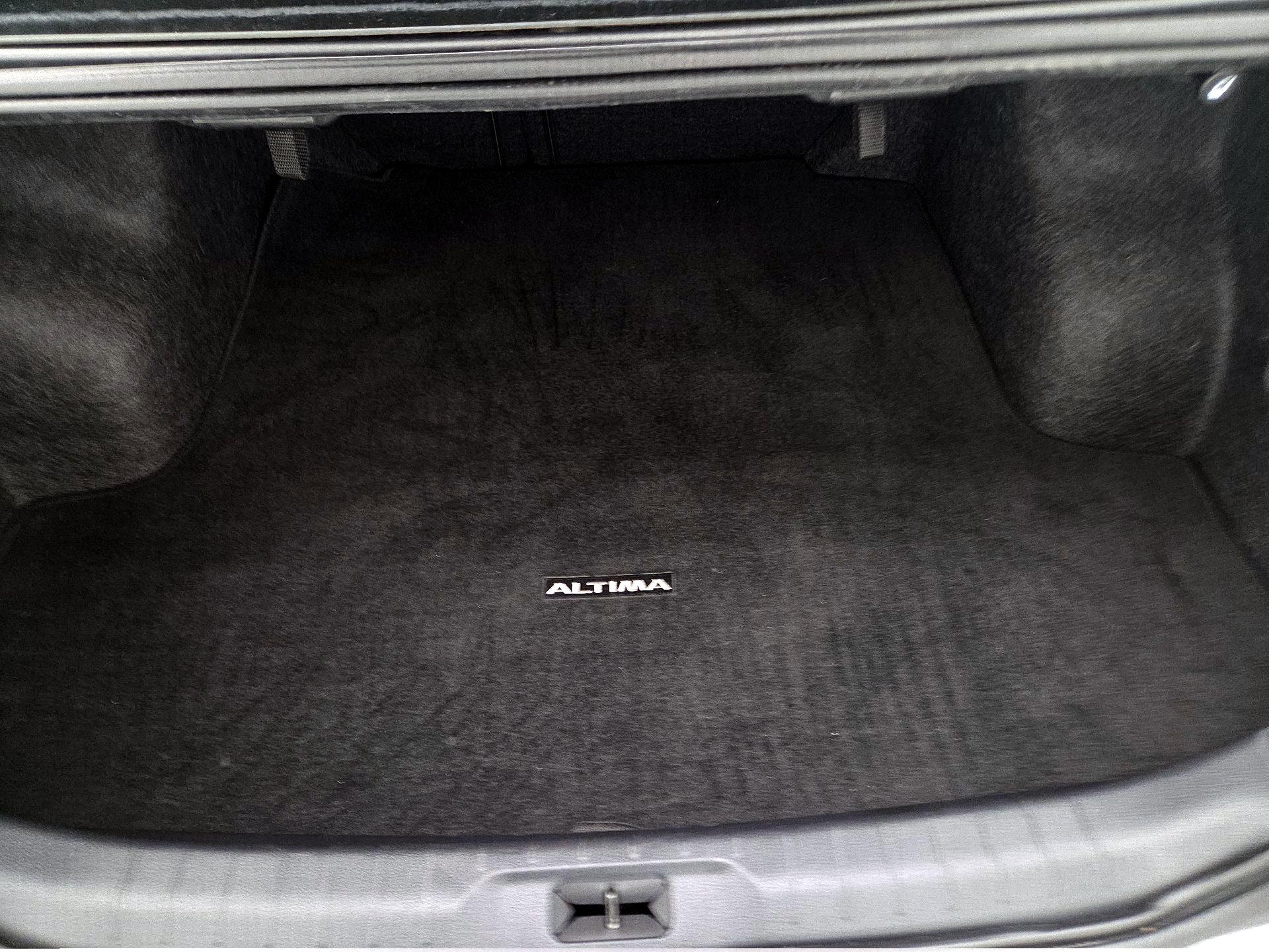 Thumbnail: 2023 Nissan Altima - 20