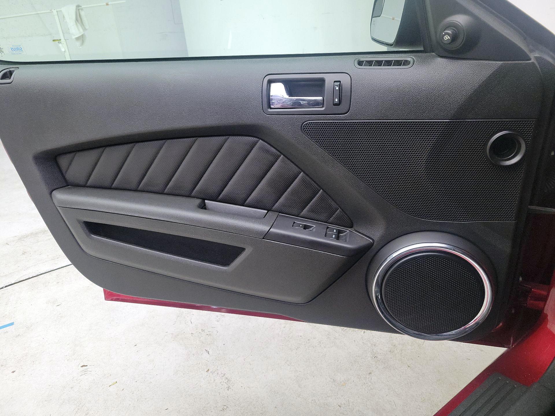 Thumbnail: 2014 Ford Mustang - 12