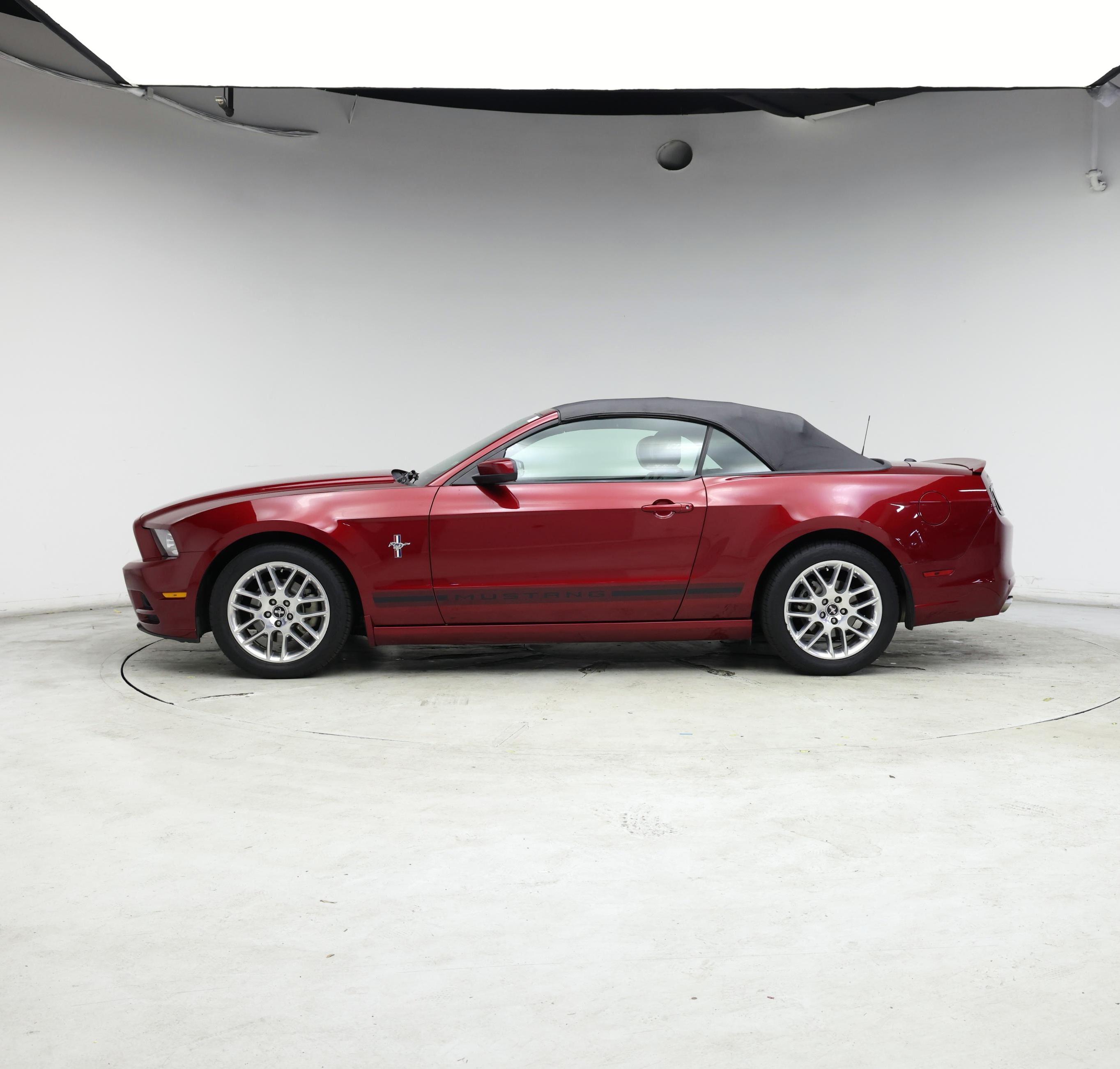 Thumbnail: 2014 Ford Mustang - 3