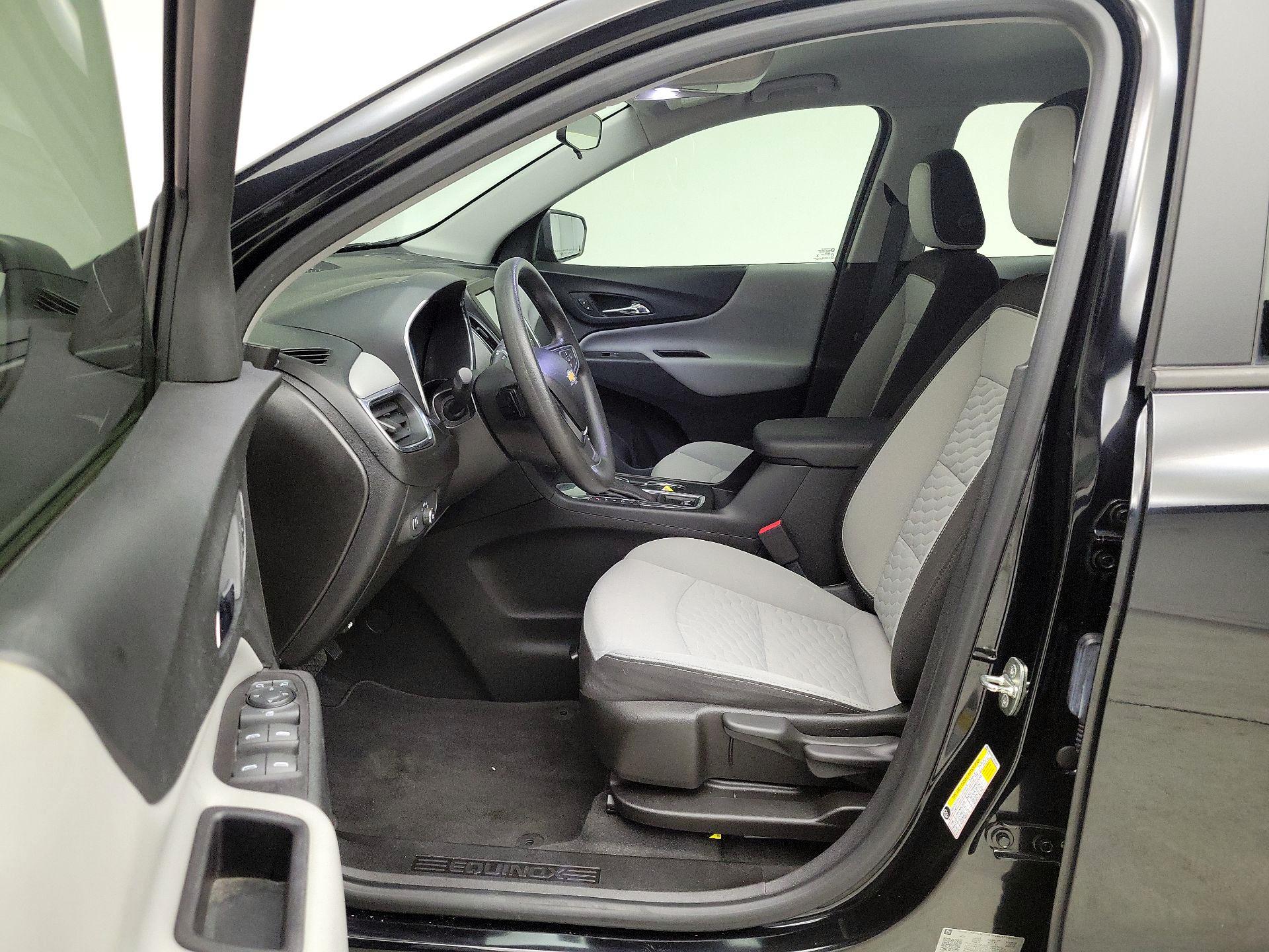 Thumbnail: 2018 Chevrolet Equinox - 11