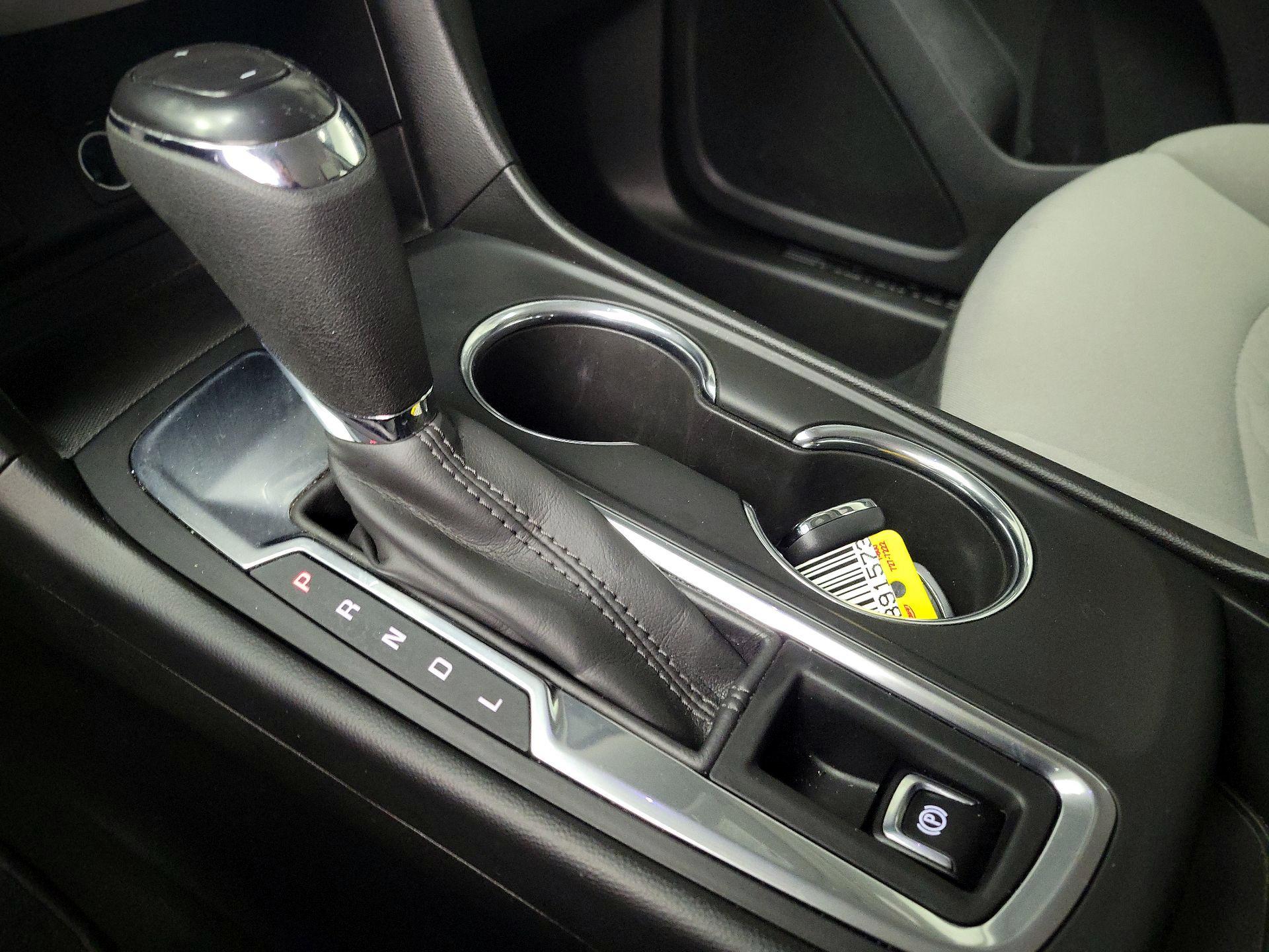 Thumbnail: 2018 Chevrolet Equinox - 17