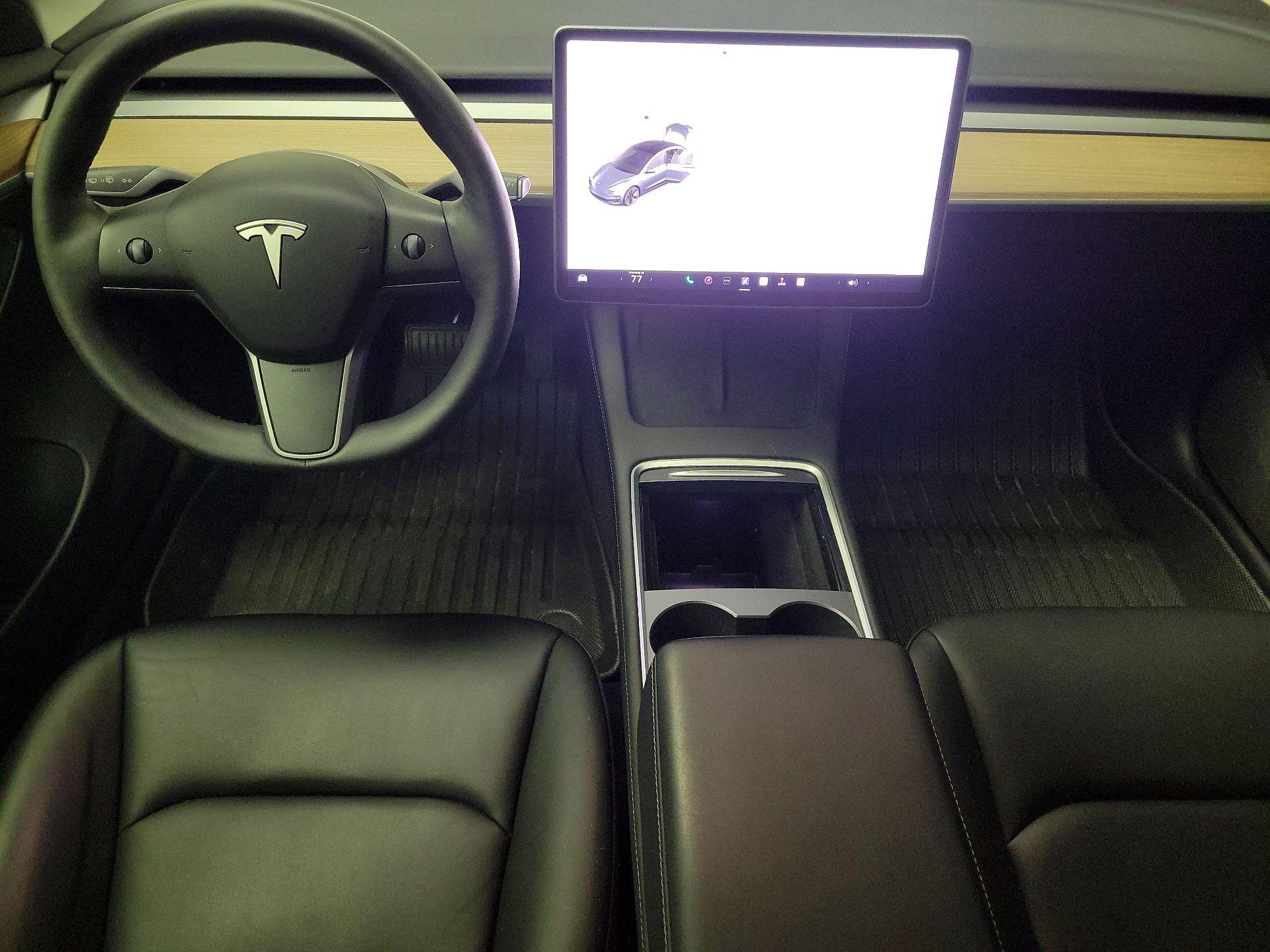 Thumbnail: 2023 Tesla Model 3 - 9