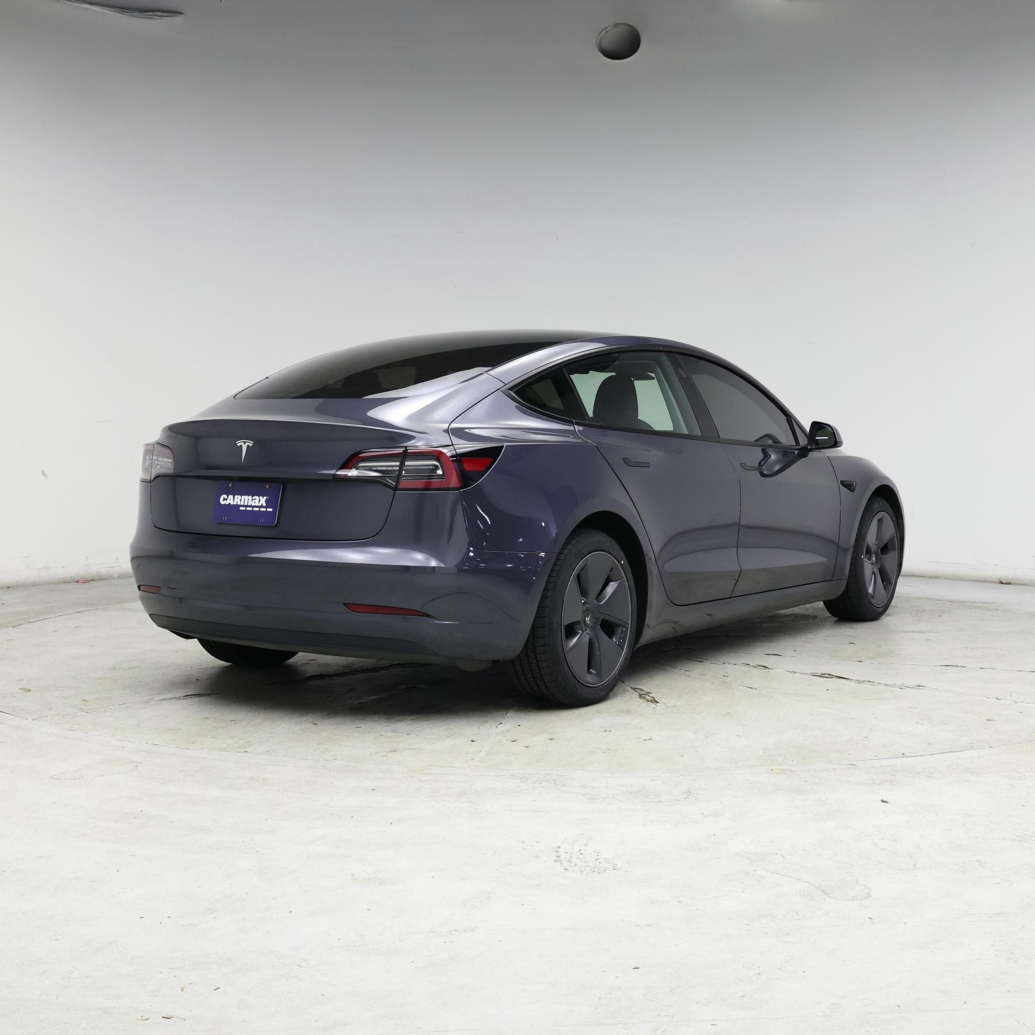 Thumbnail: 2023 Tesla Model 3 - 8