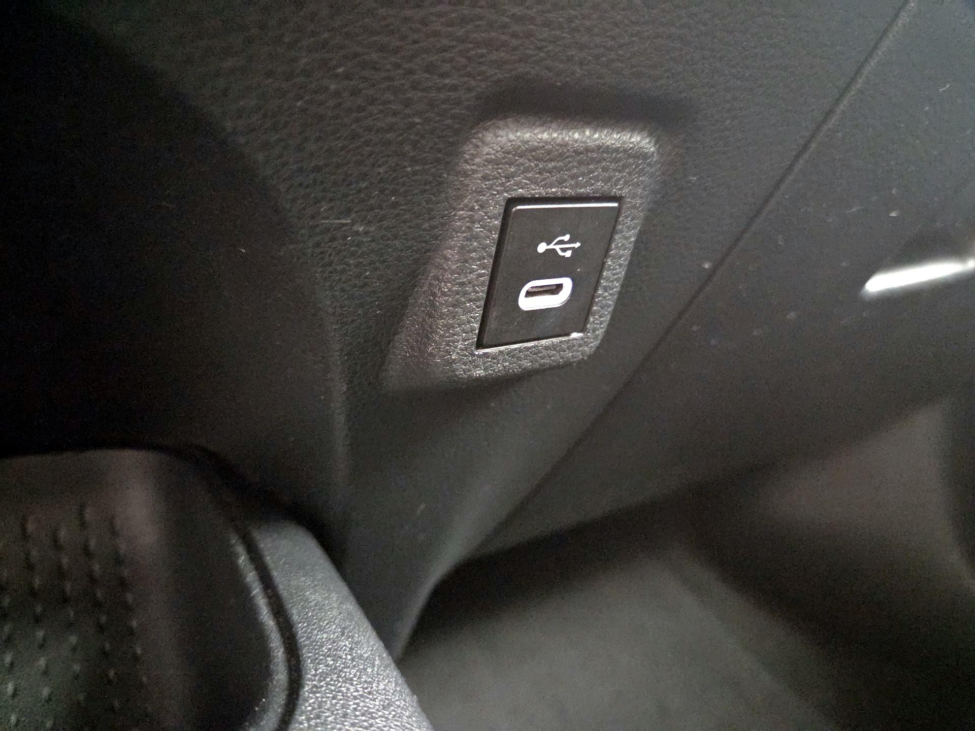 Thumbnail: 2024 Toyota Corolla - 18