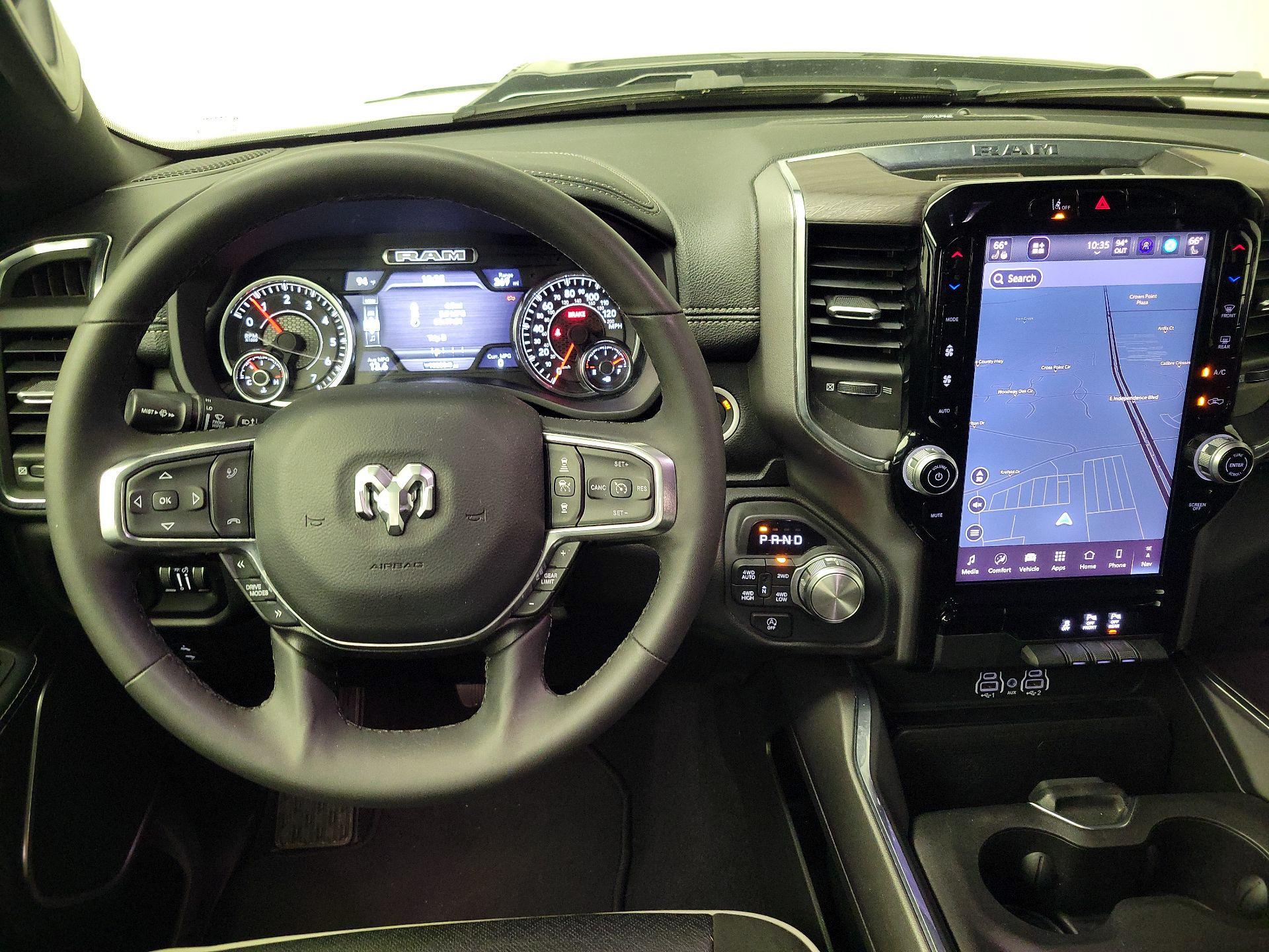 Thumbnail: 2025 RAM 1500 - 10