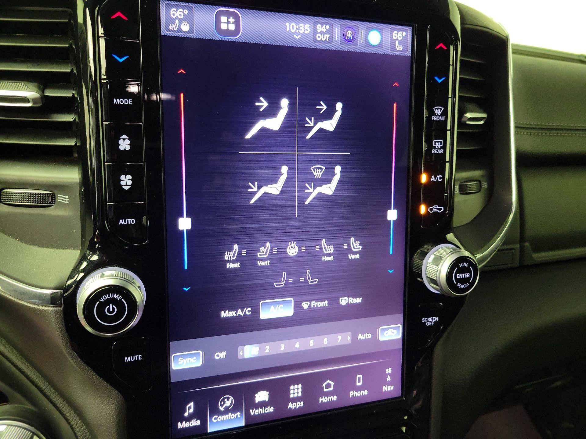 Thumbnail: 2025 RAM 1500 - 17