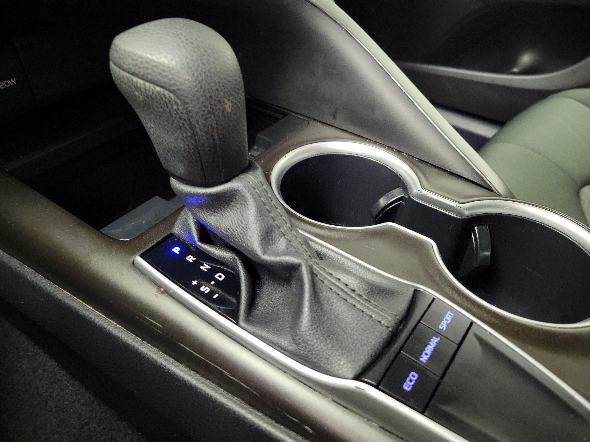 Thumbnail: 2024 Toyota Camry - 17