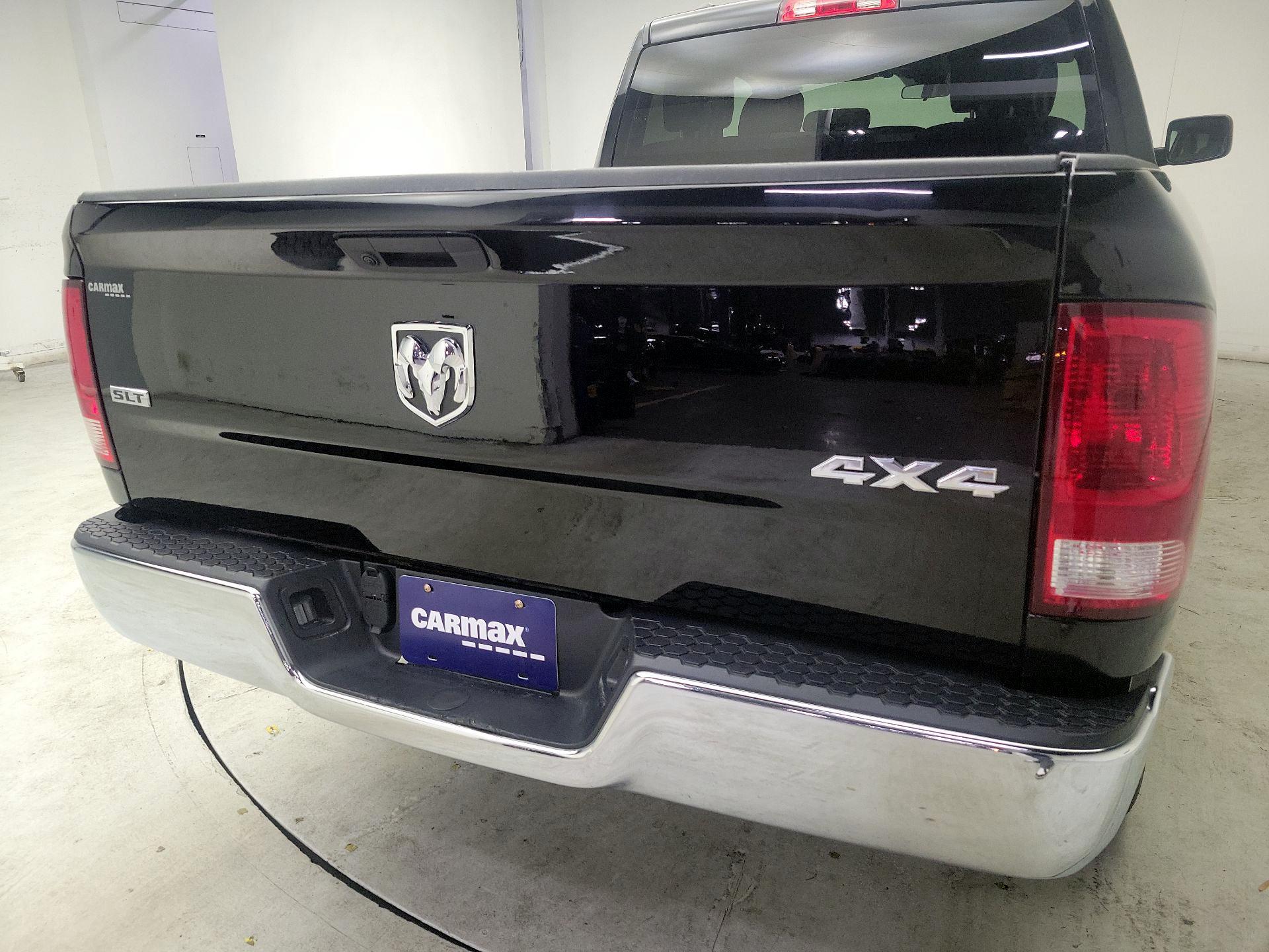 Thumbnail: 2024 RAM 1500 Classic - 20