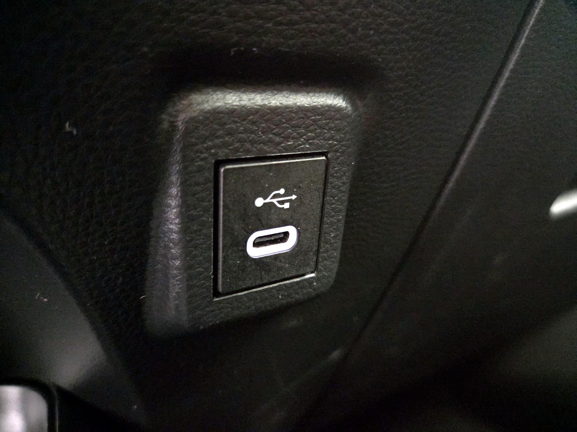 Thumbnail: 2024 Toyota Corolla - 18