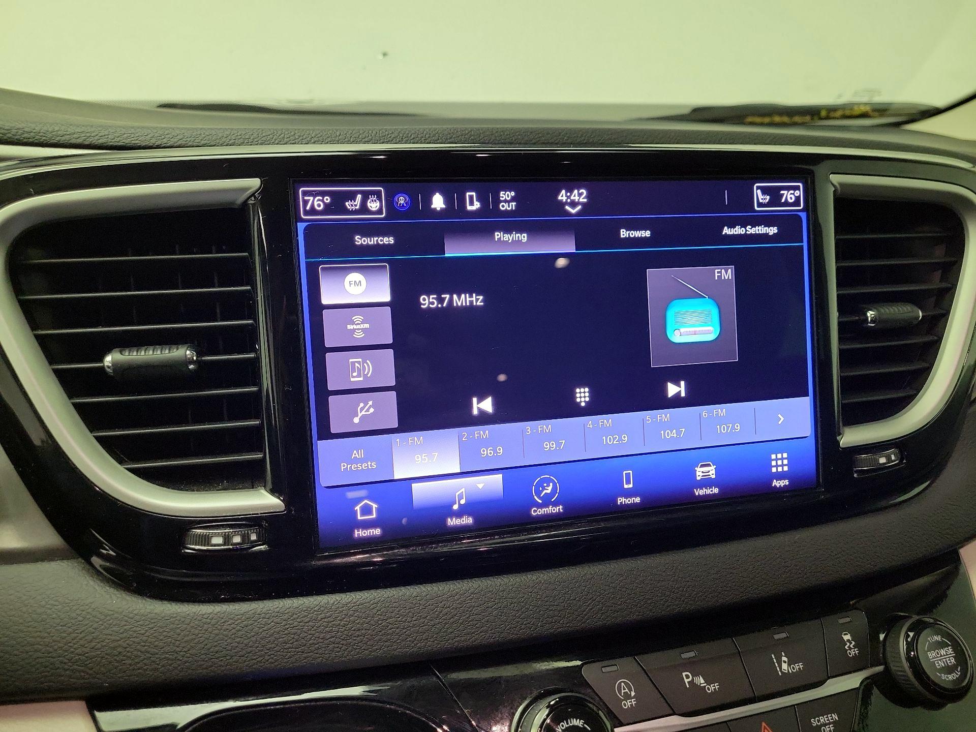 Thumbnail: 2024 Chrysler Pacifica - 15