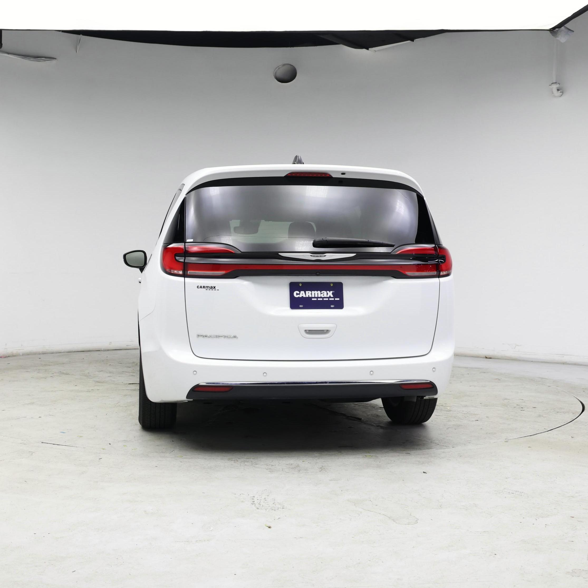 Thumbnail: 2024 Chrysler Pacifica - 6