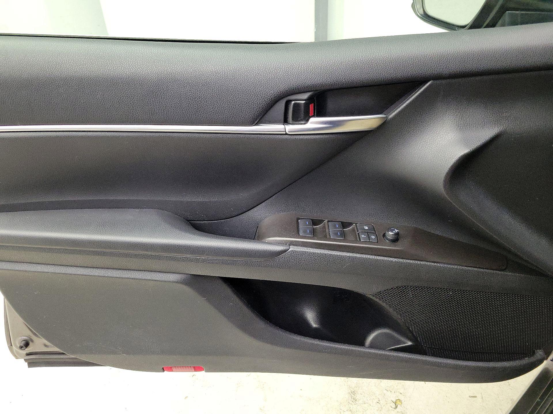 Thumbnail: 2024 Toyota Camry - 12