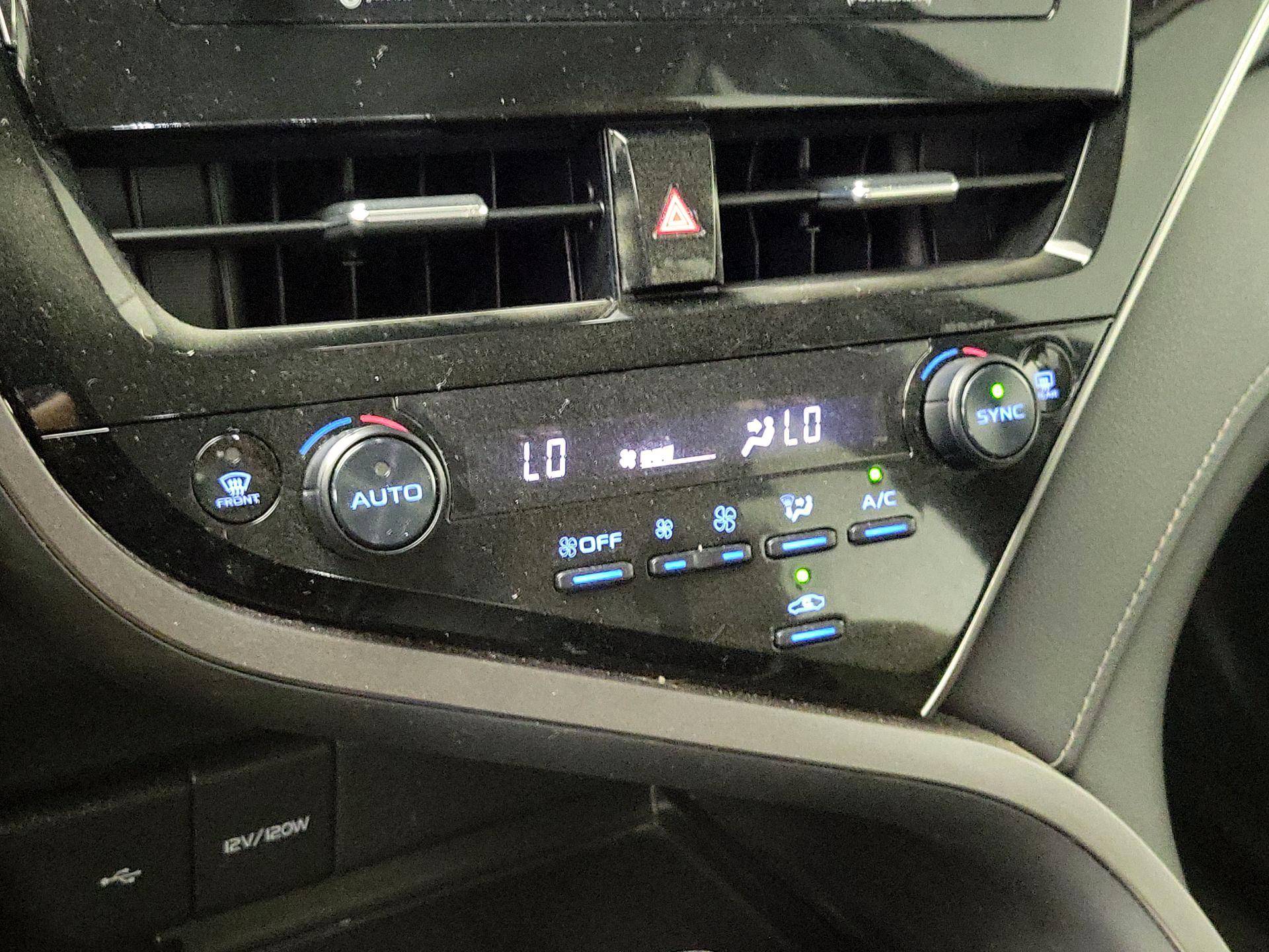 Thumbnail: 2024 Toyota Camry - 16