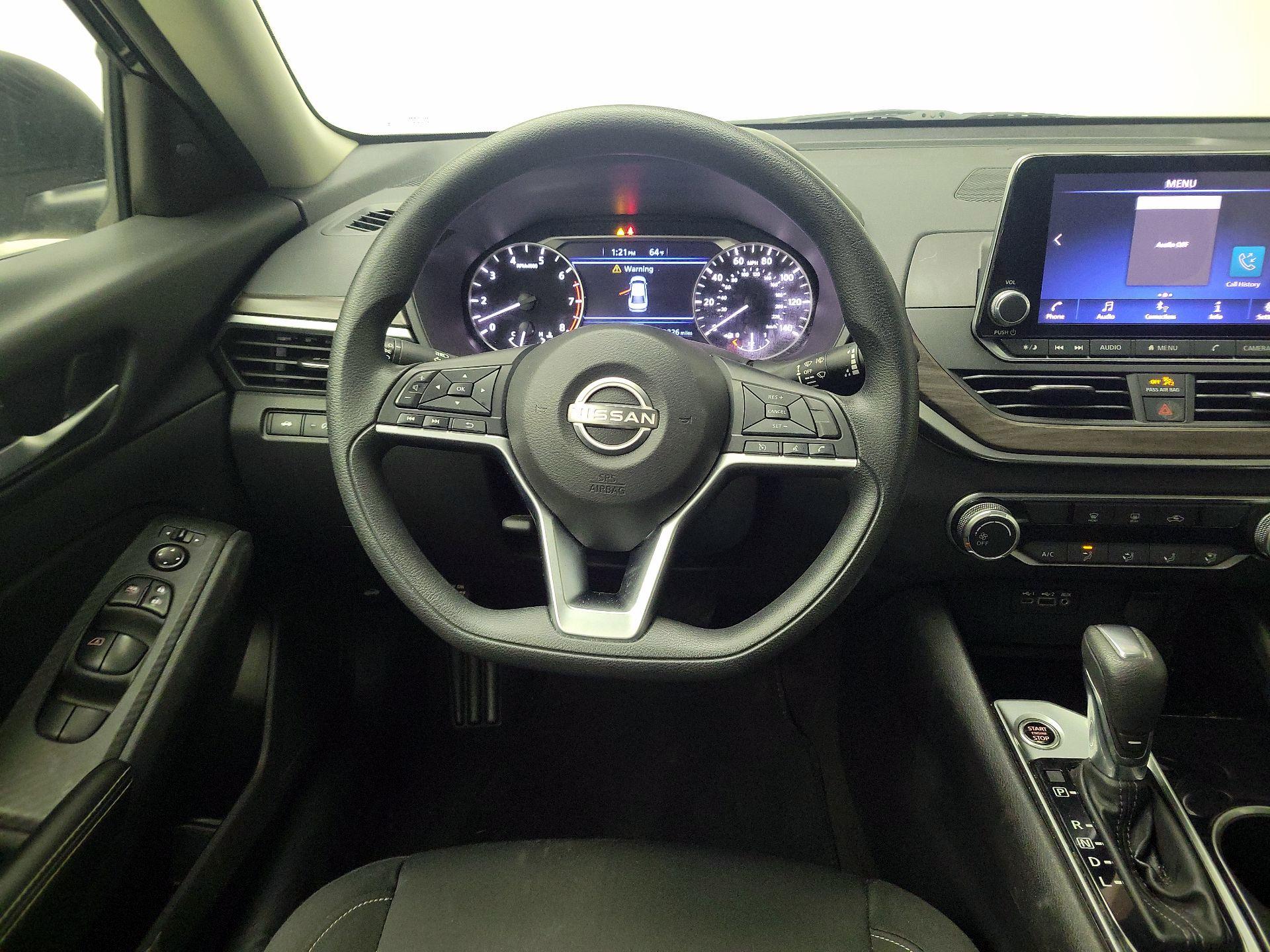 Thumbnail: 2024 Nissan Altima - 10