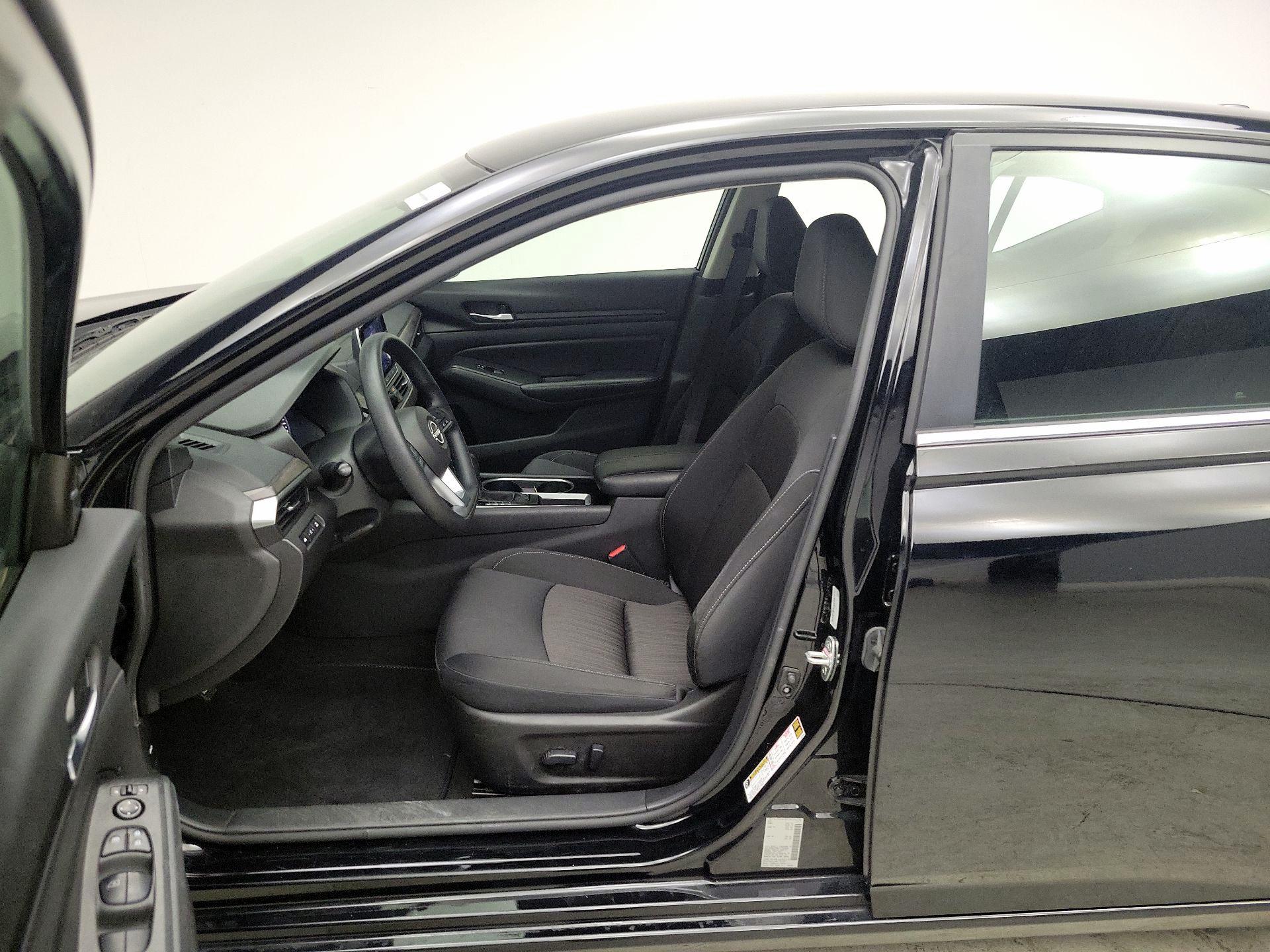 Thumbnail: 2024 Nissan Altima - 11