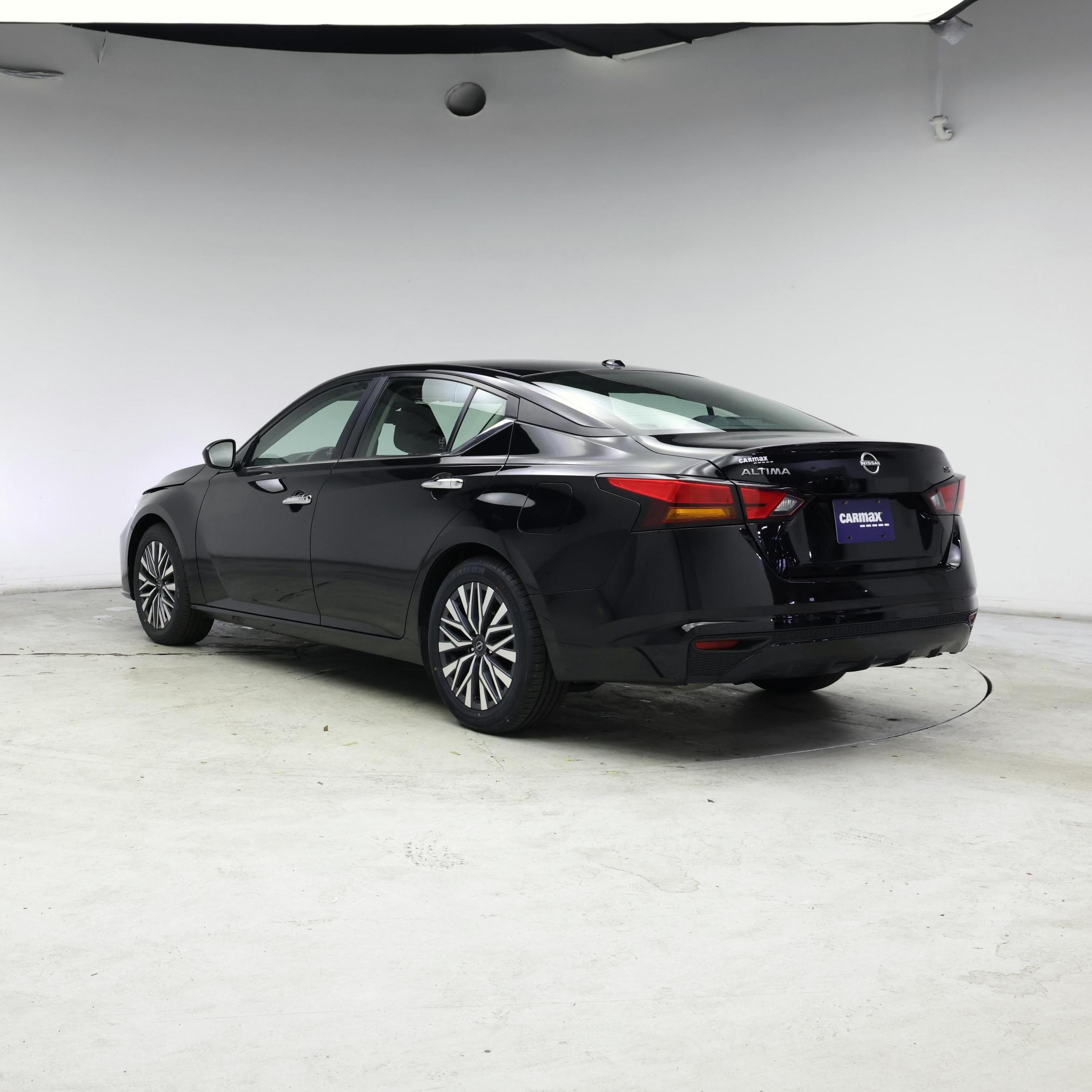 Thumbnail: 2024 Nissan Altima - 2