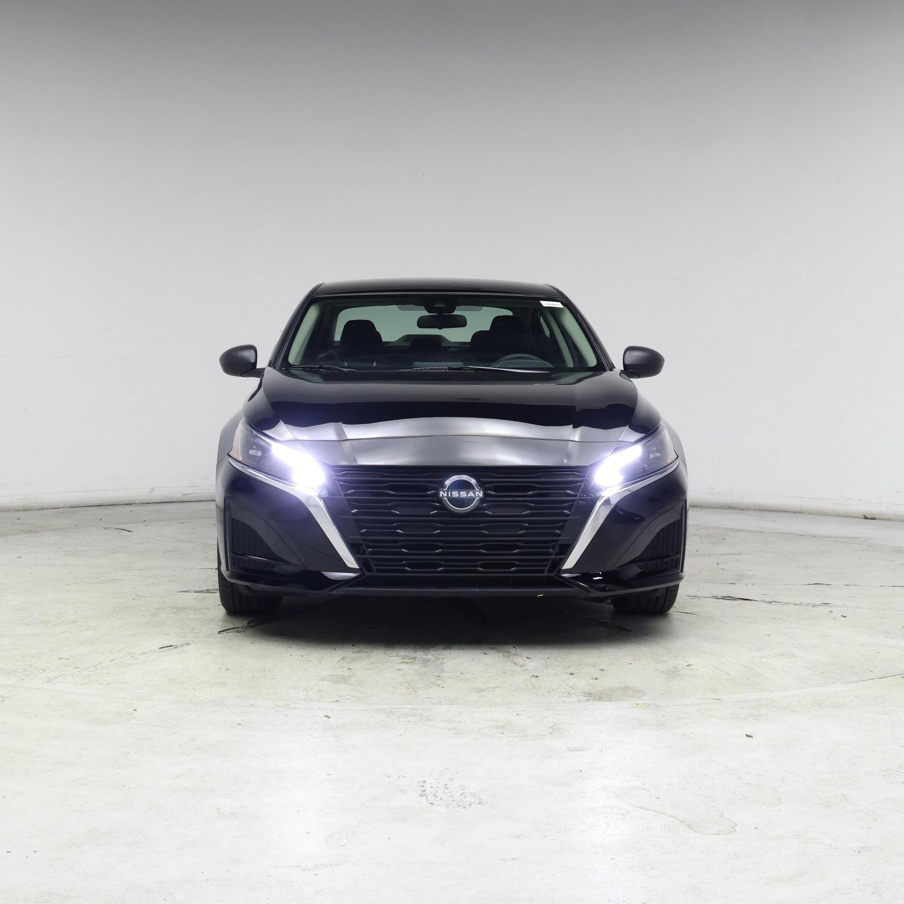 Thumbnail: 2024 Nissan Altima - 5