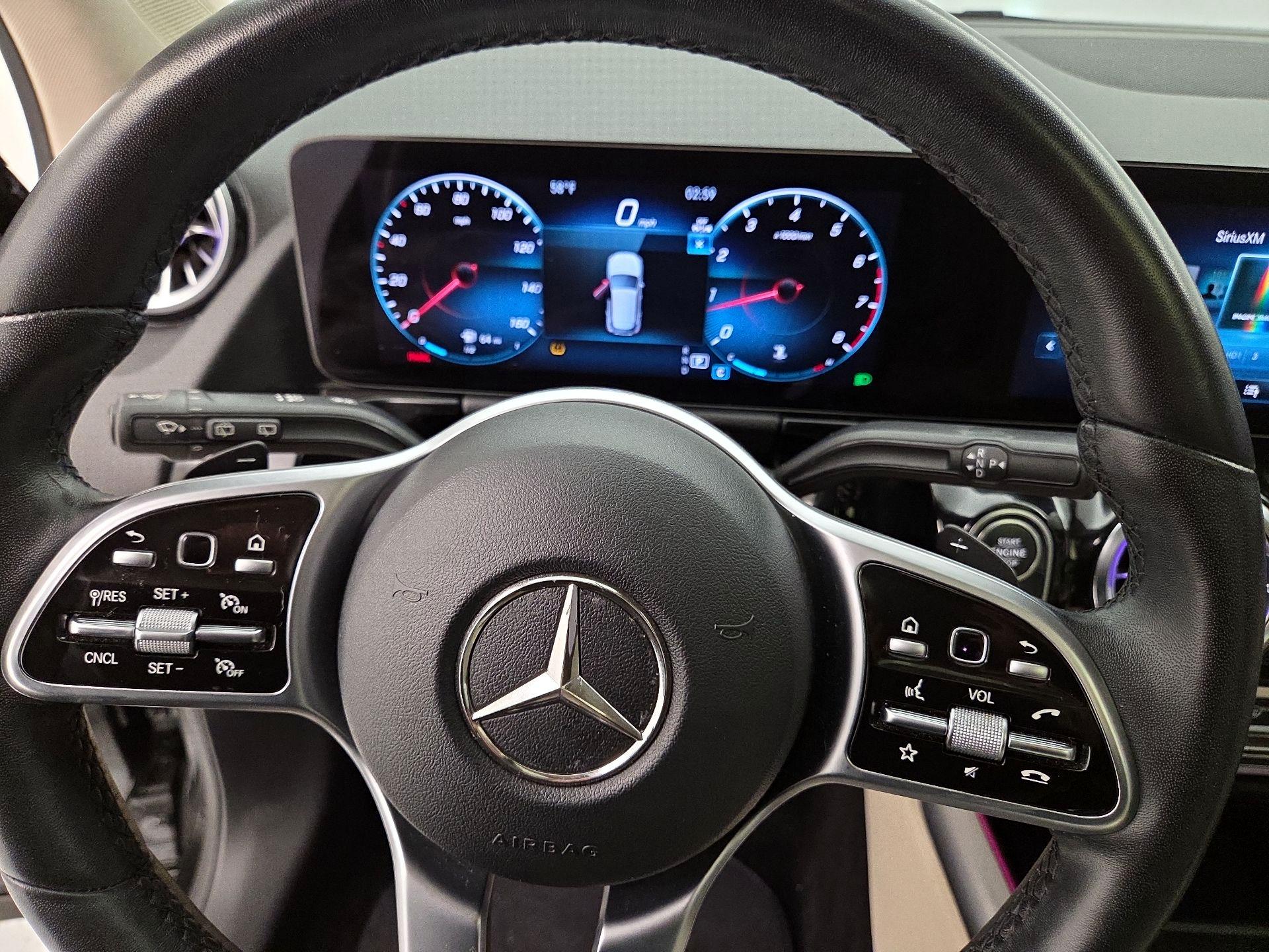 Thumbnail: 2023 Mercedes-Benz GLA - 10