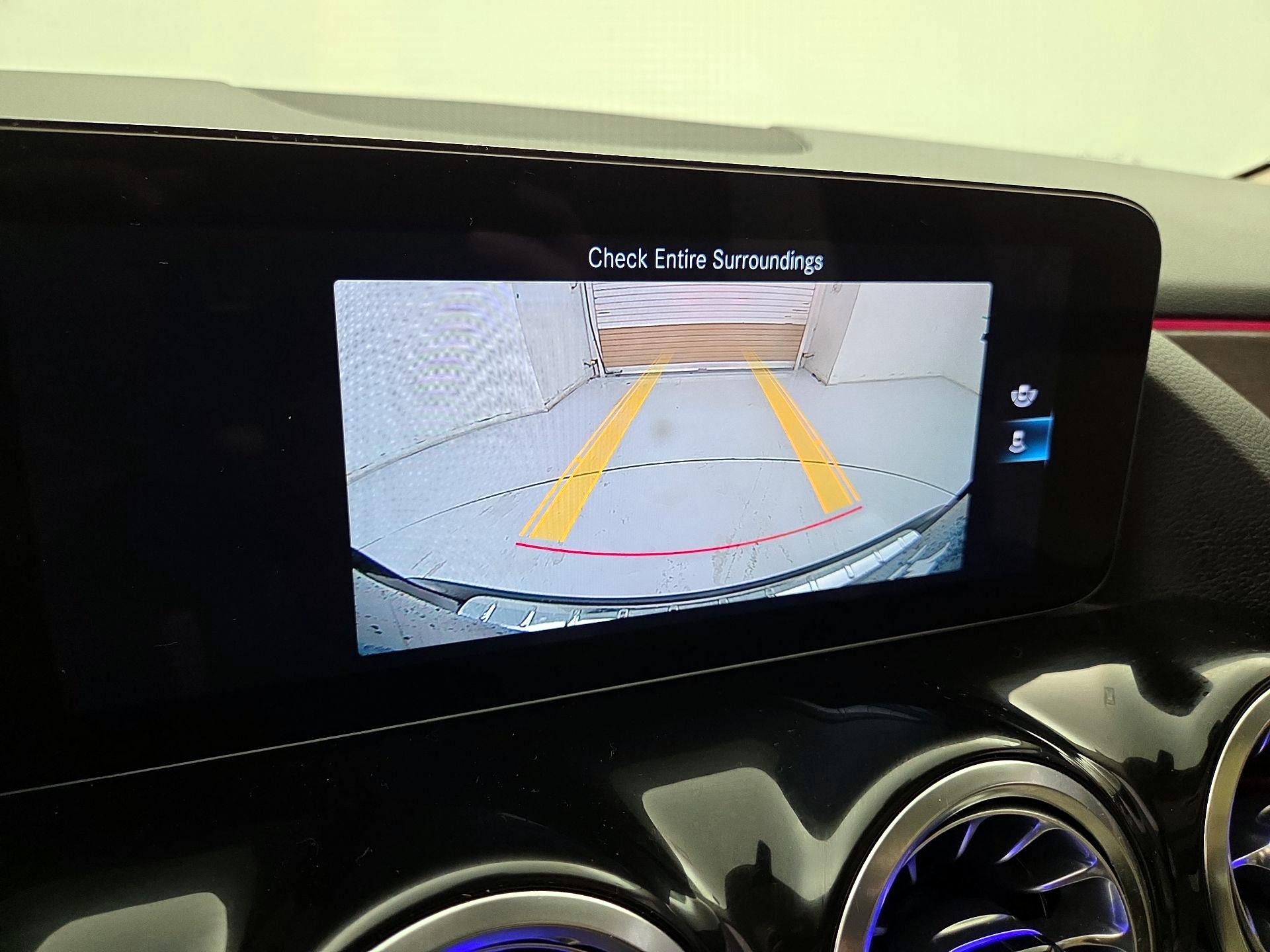 Thumbnail: 2023 Mercedes-Benz GLA - 14