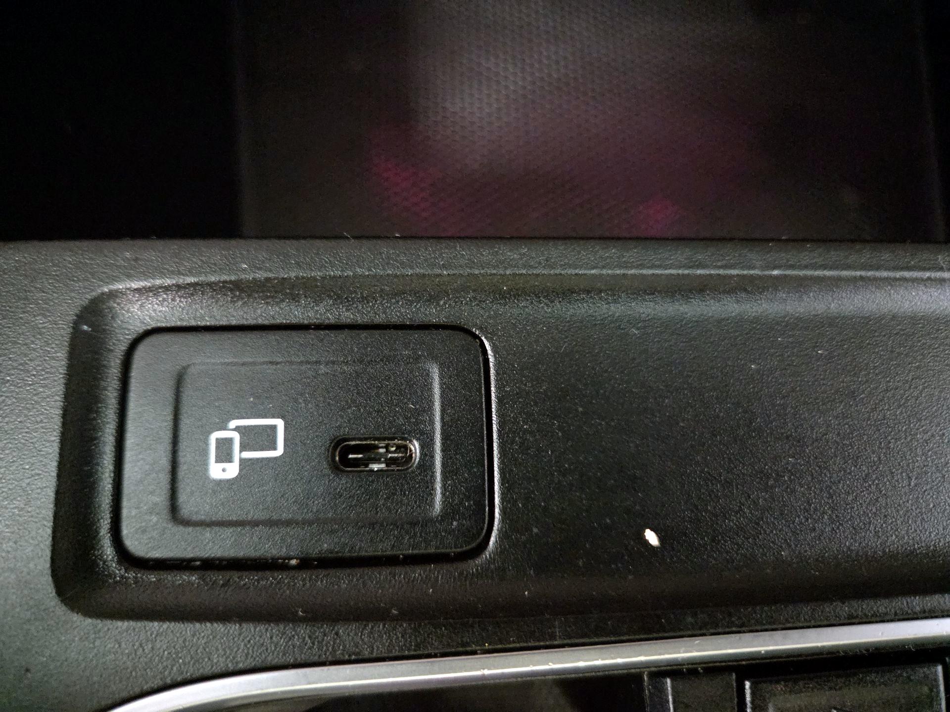 Thumbnail: 2023 Mercedes-Benz GLA - 18