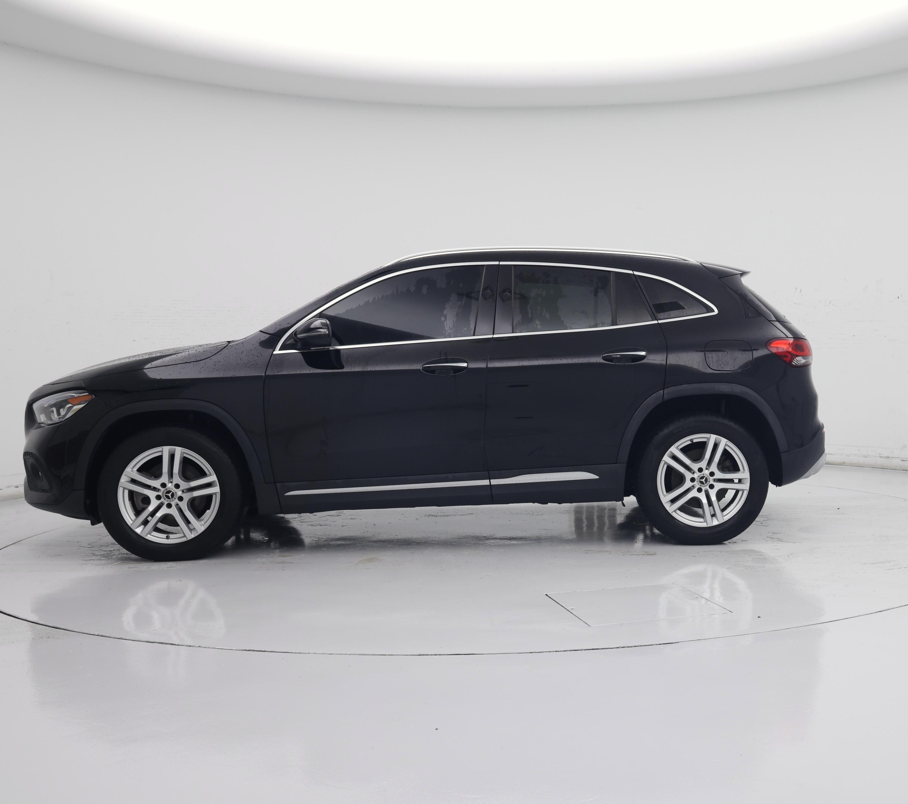 Thumbnail: 2023 Mercedes-Benz GLA - 3