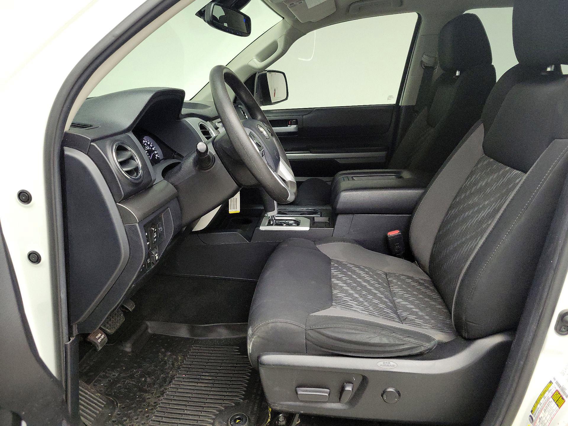 Thumbnail: 2020 Toyota Tundra - 11