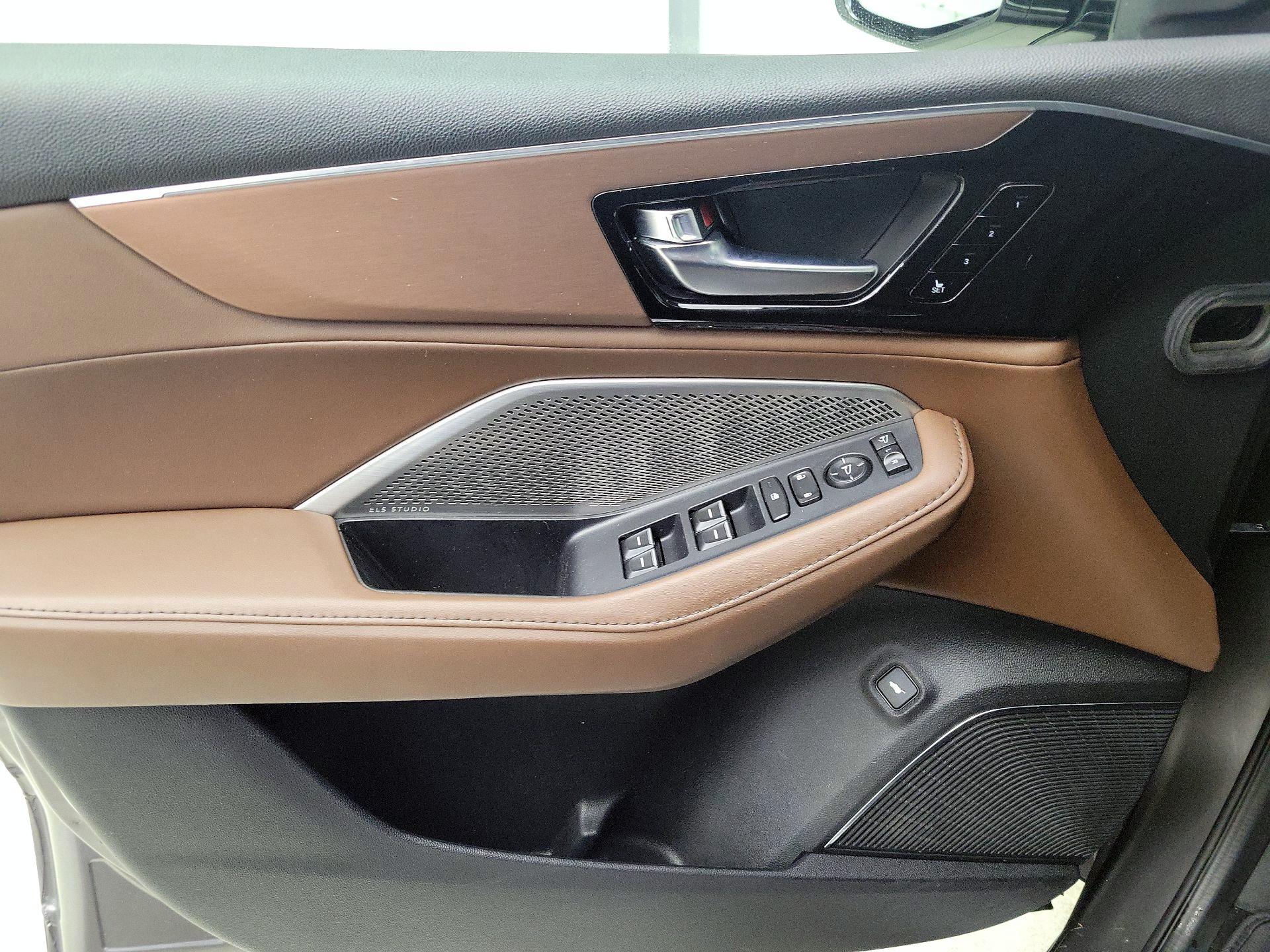 Thumbnail: 2022 Acura MDX - 12