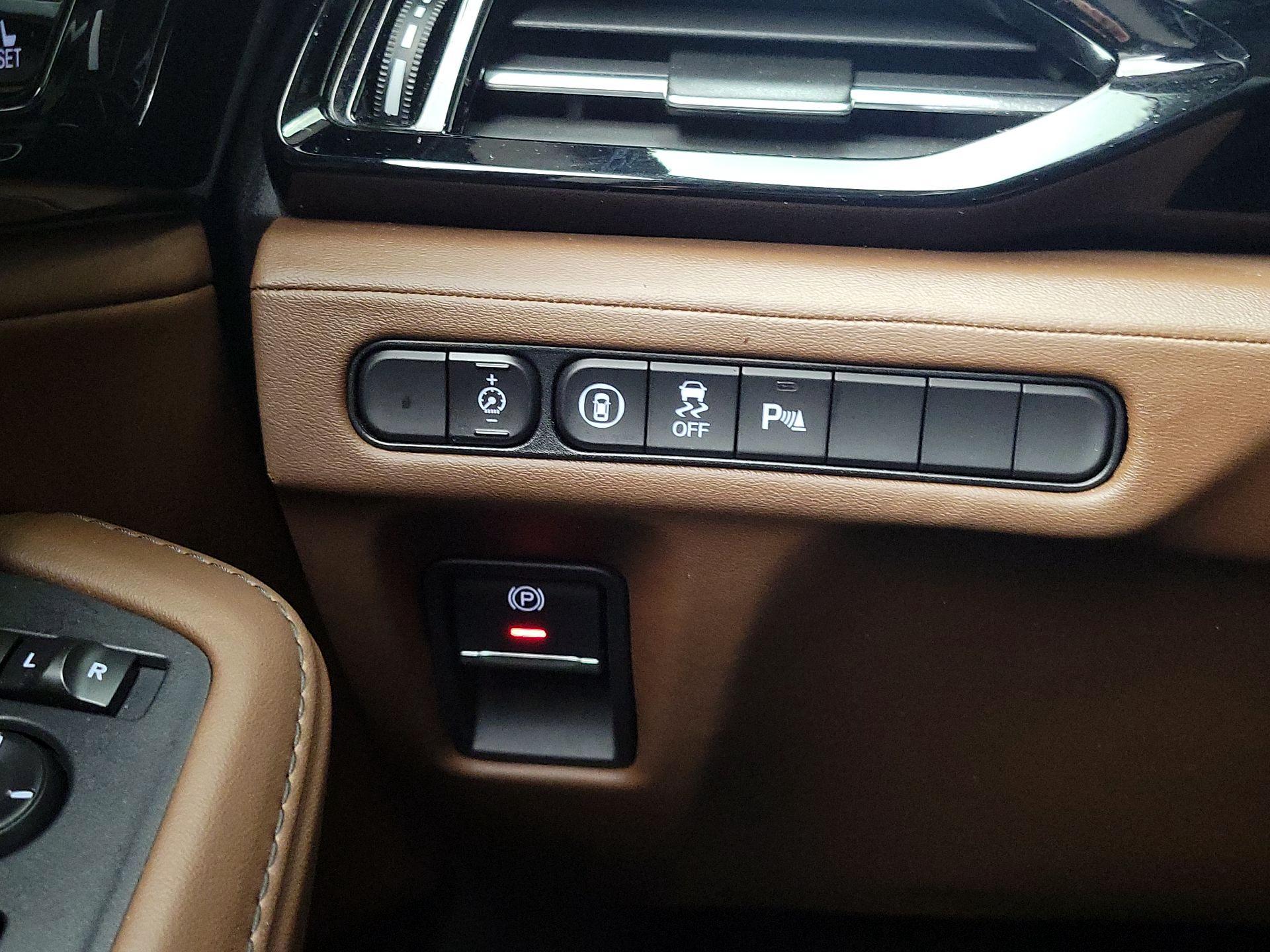 Thumbnail: 2022 Acura MDX - 13