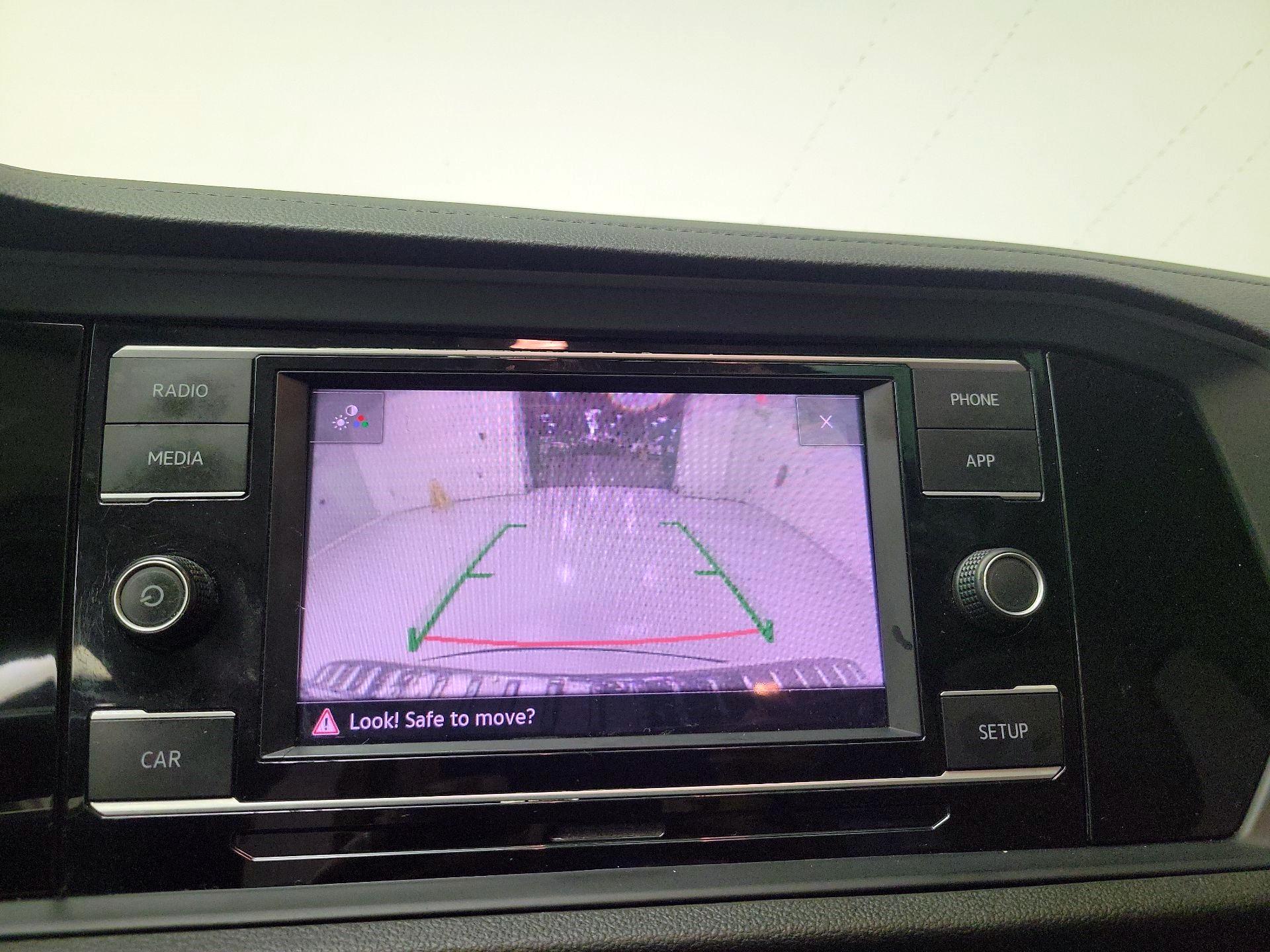 Thumbnail: 2019 Volkswagen Jetta - 12