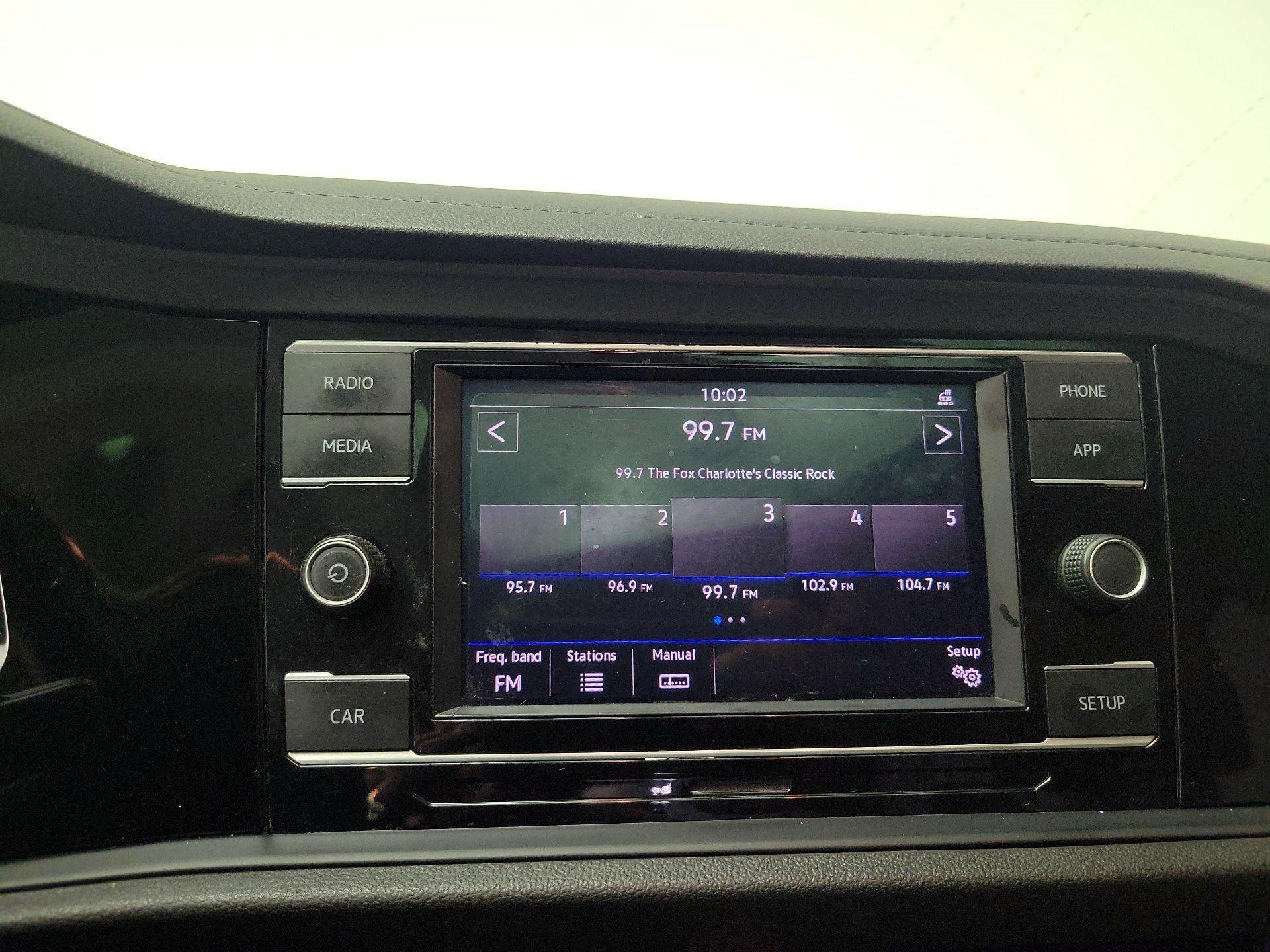 Thumbnail: 2019 Volkswagen Jetta - 13