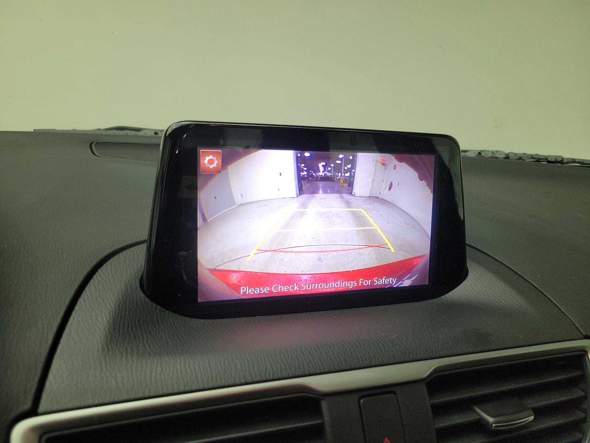 Thumbnail: 2017 Mazda Mazda3 - 14