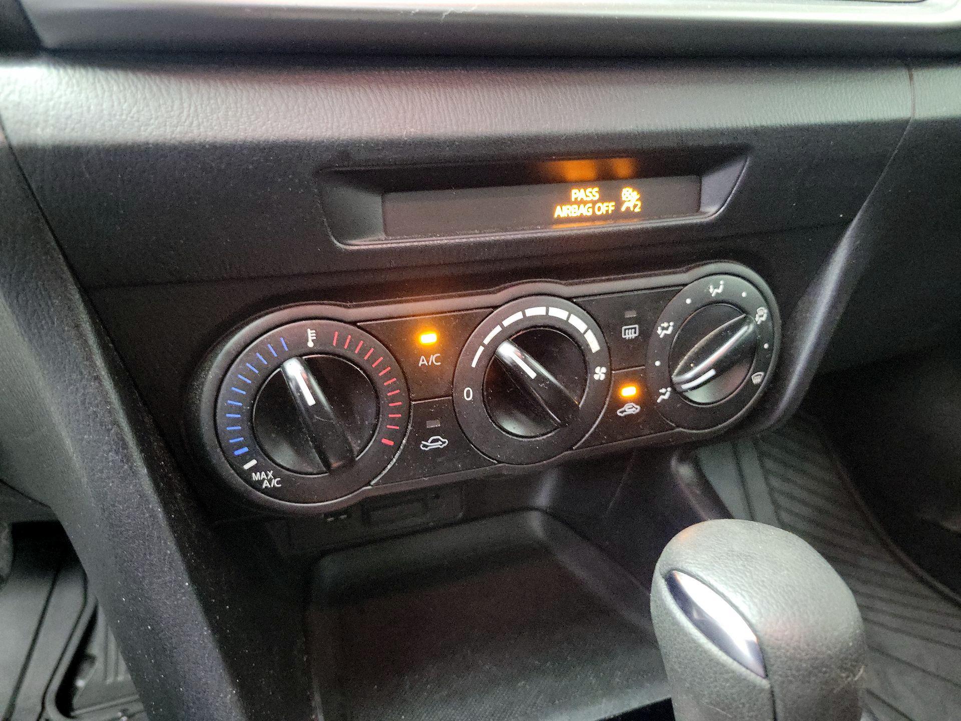 Thumbnail: 2017 Mazda Mazda3 - 16