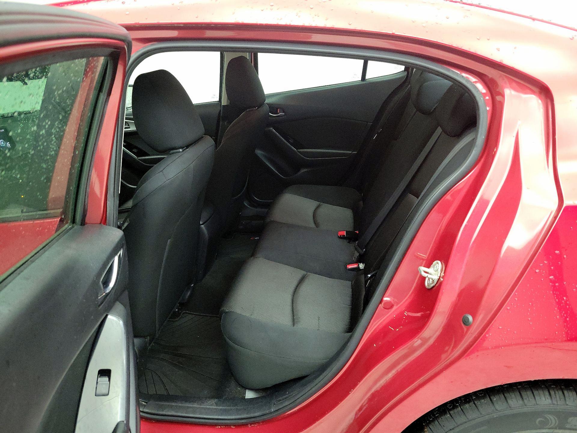 Thumbnail: 2017 Mazda Mazda3 - 19