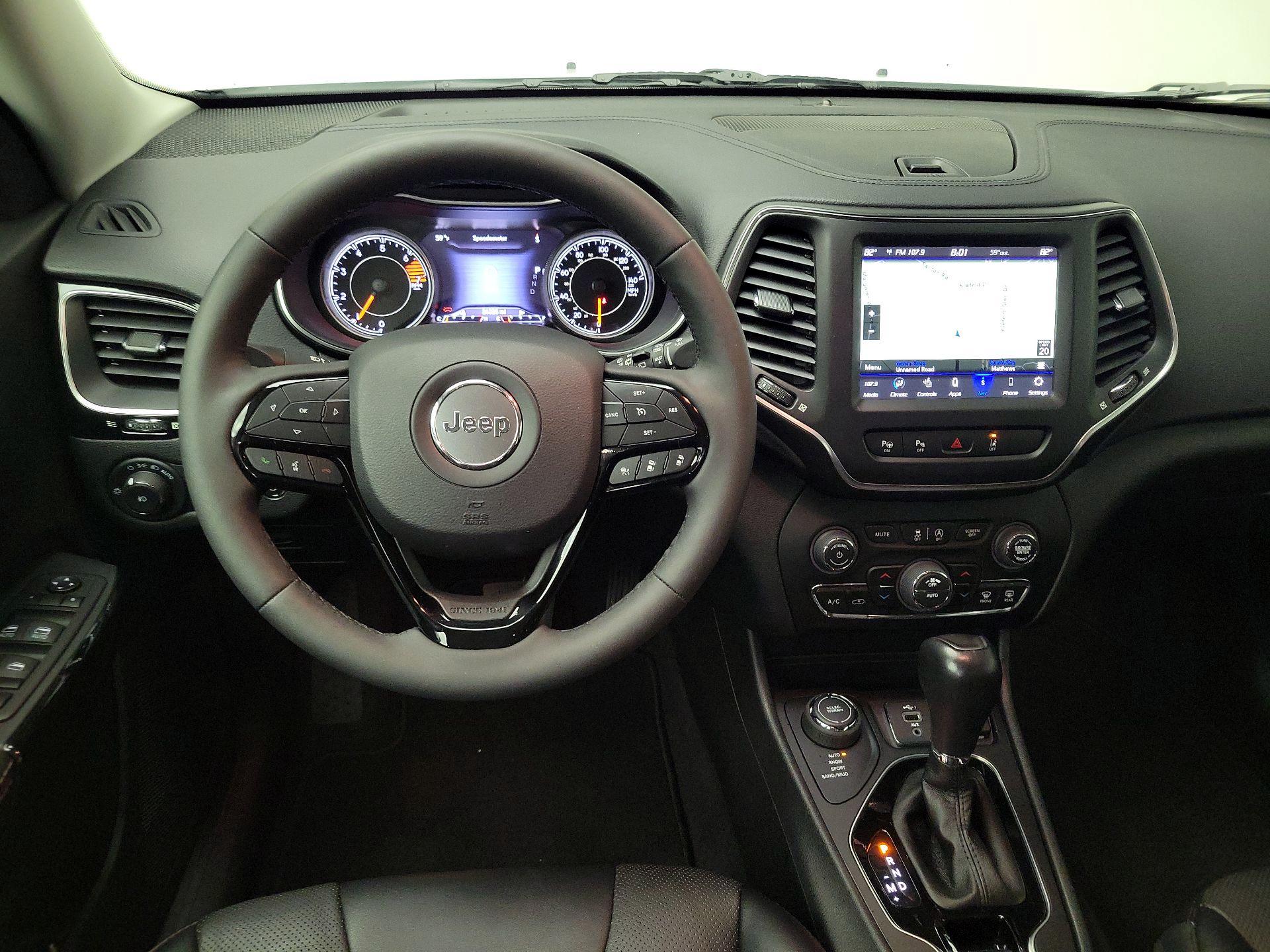 Thumbnail: 2023 Jeep Cherokee - 10