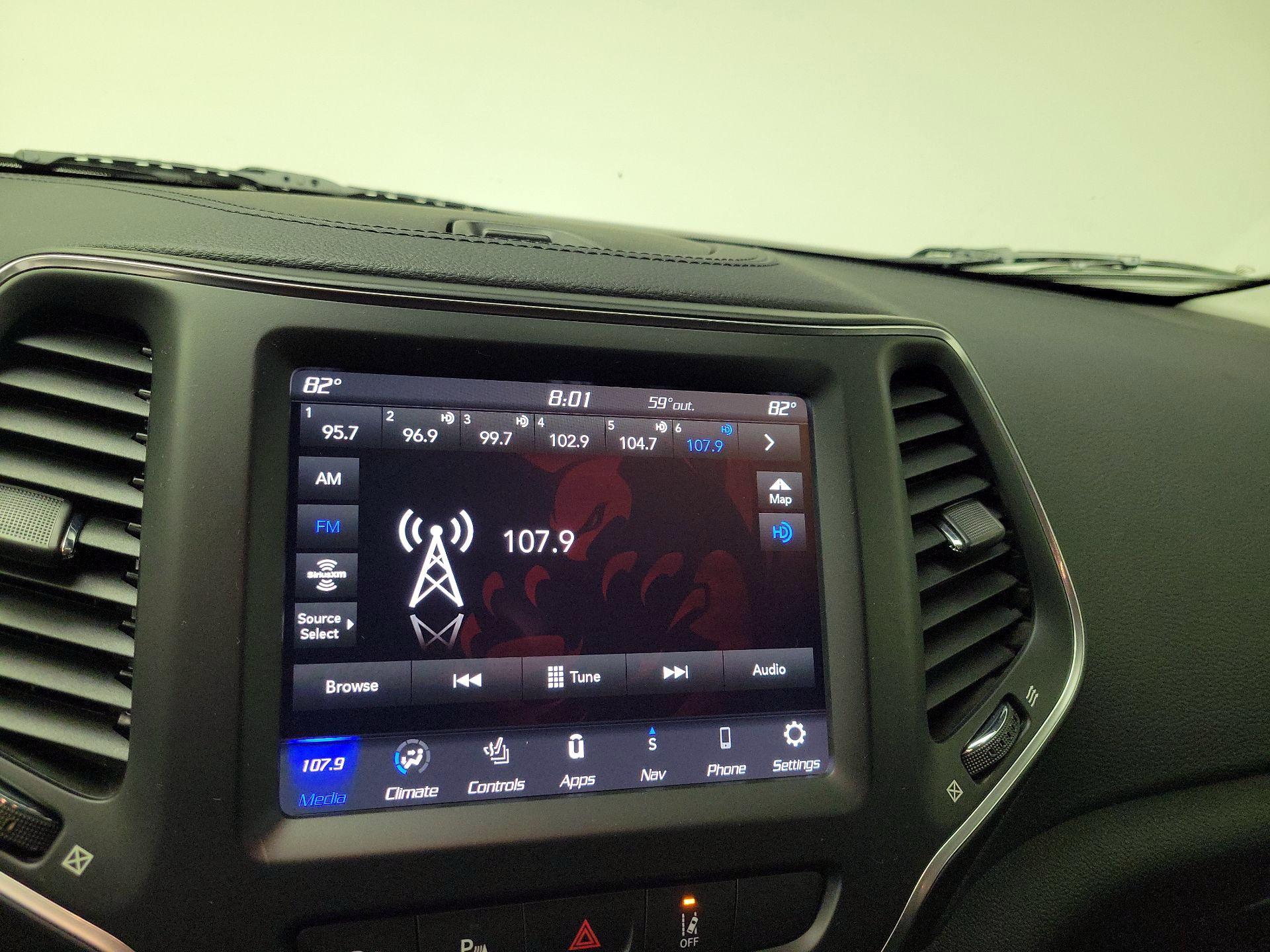 Thumbnail: 2023 Jeep Cherokee - 16