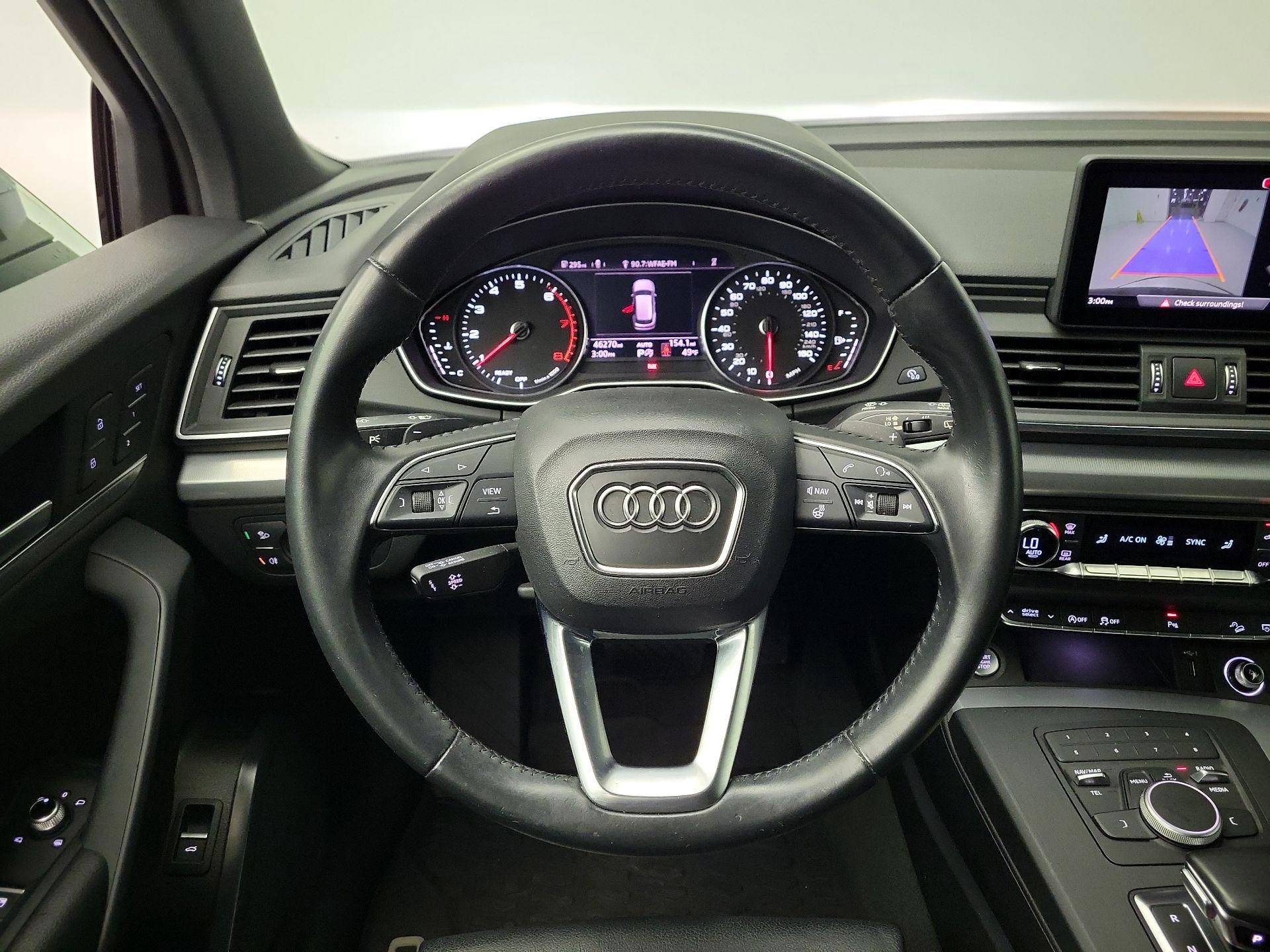 Thumbnail: 2020 Audi Q5 - 10